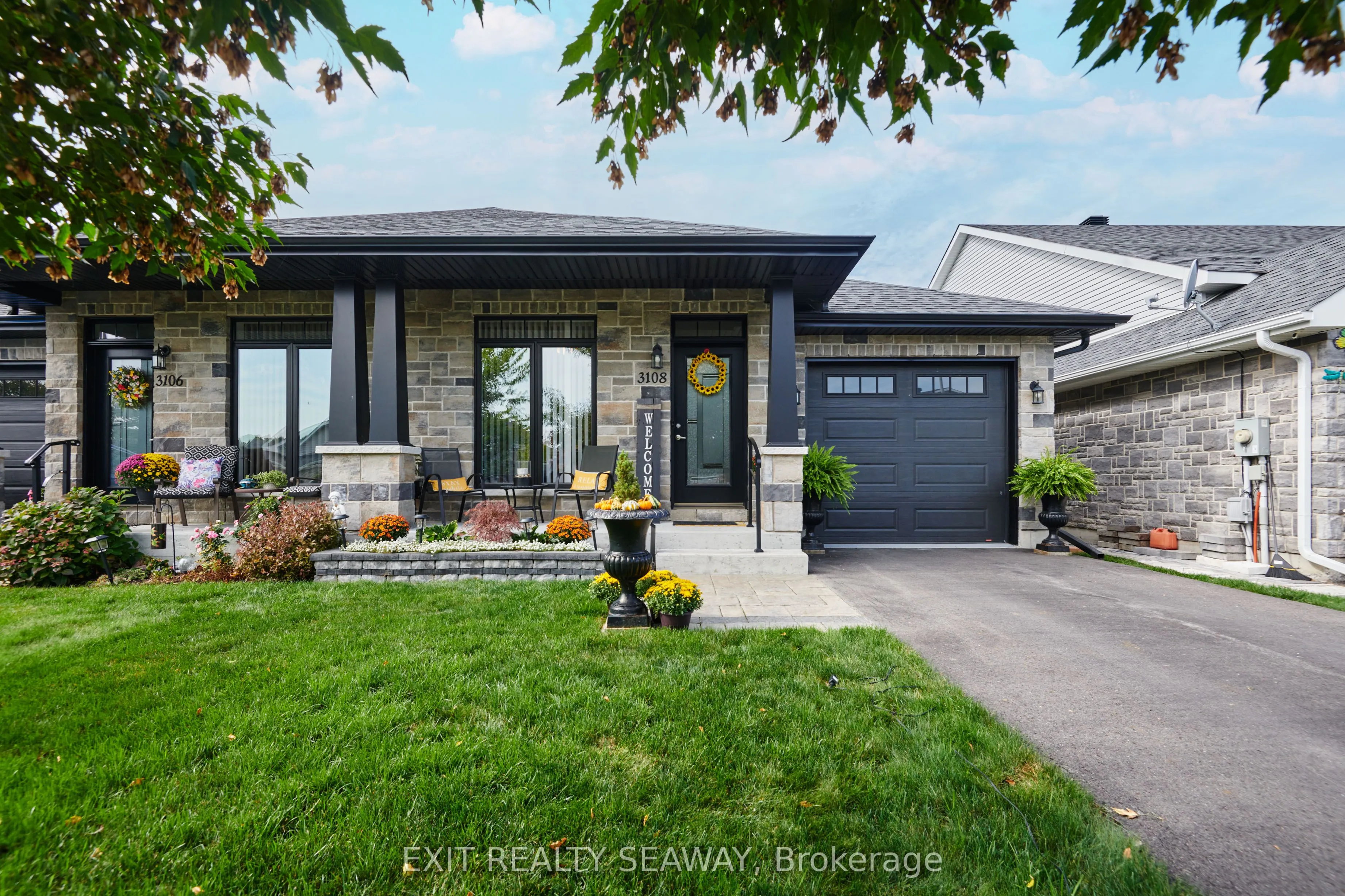3108 Mauricy Crescent