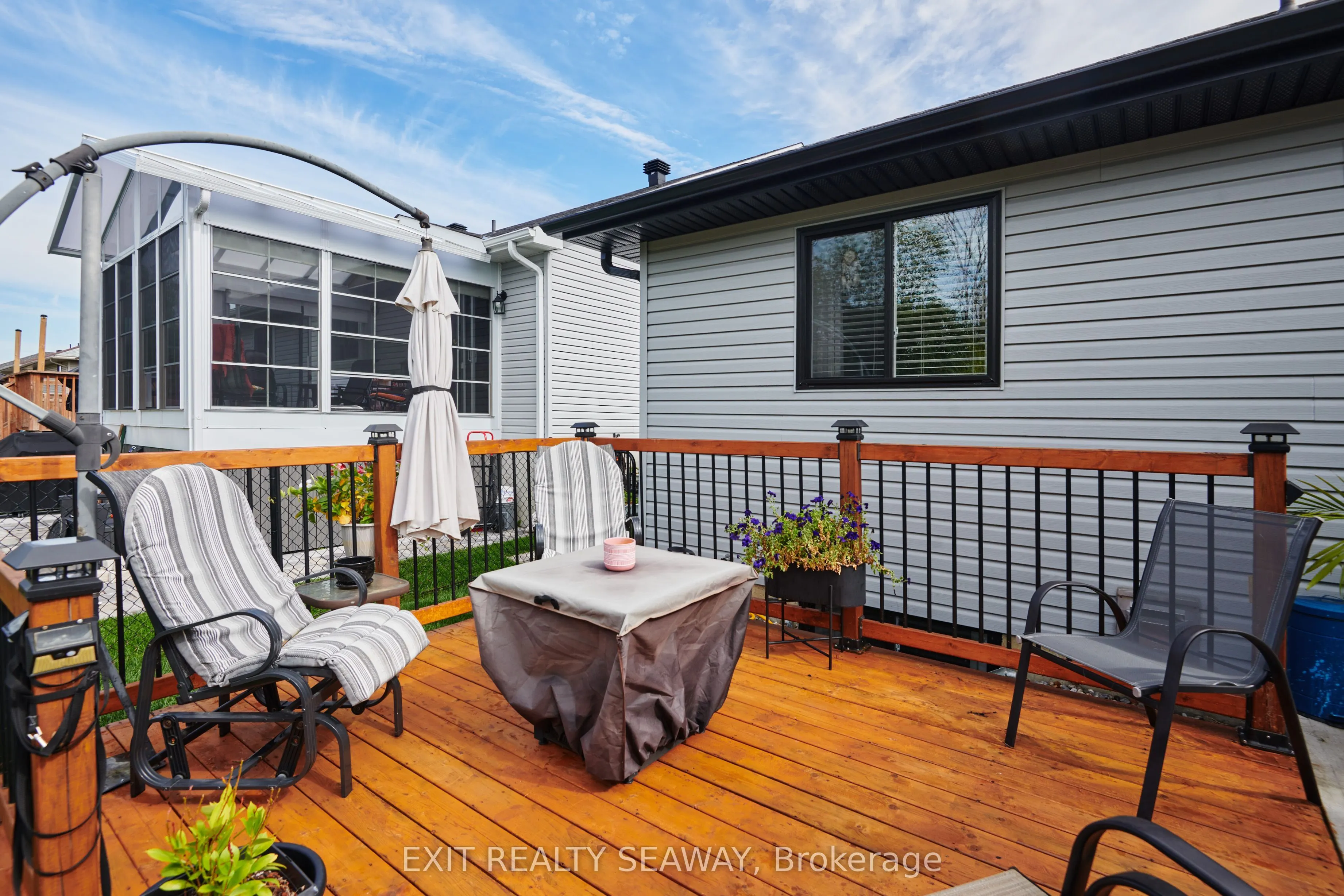 3108 Mauricy Crescent