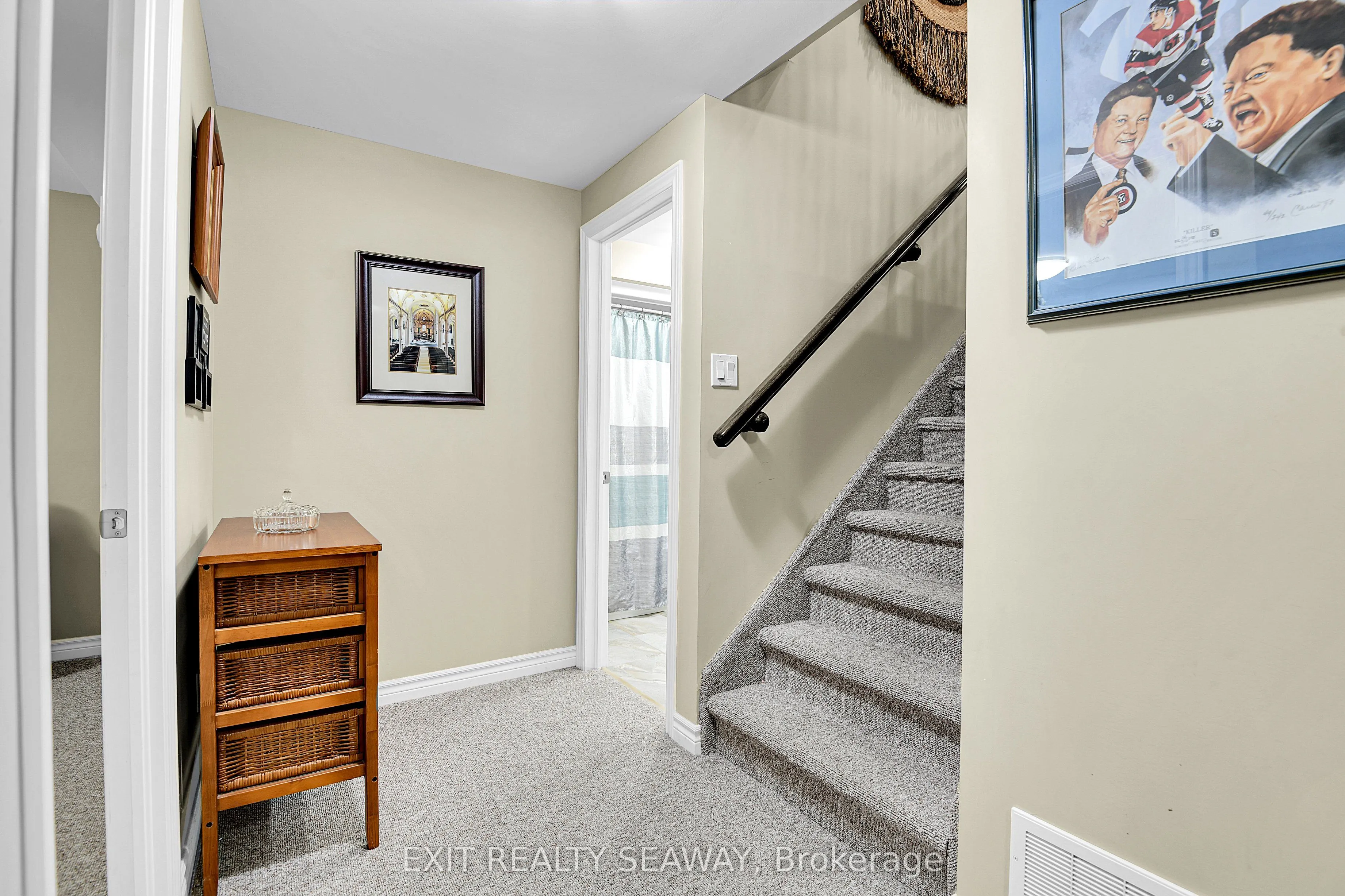 3108 Mauricy Crescent