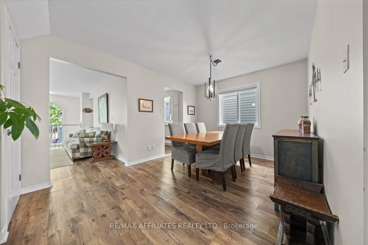 93 Springcreek Crescent