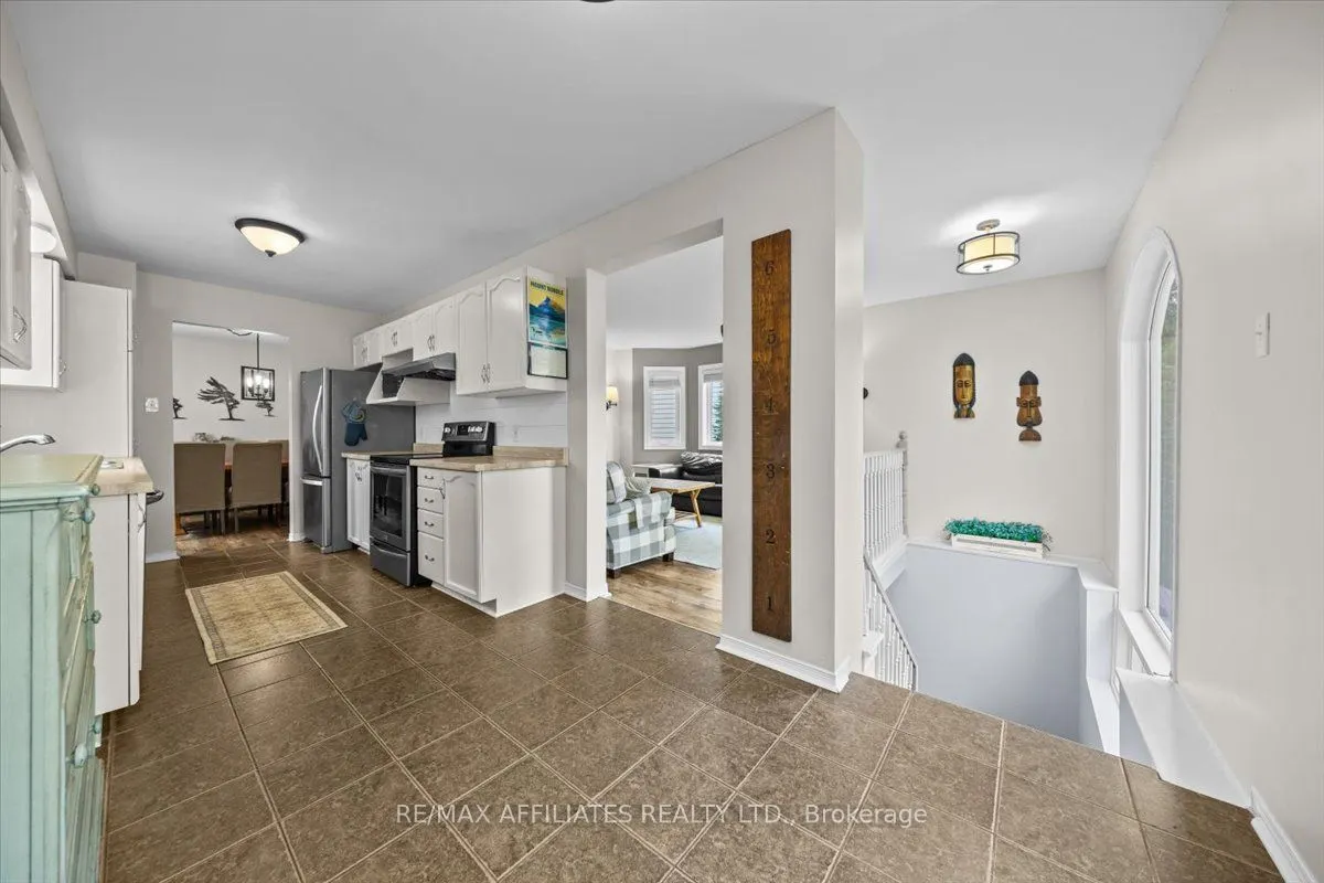 93 Springcreek Crescent