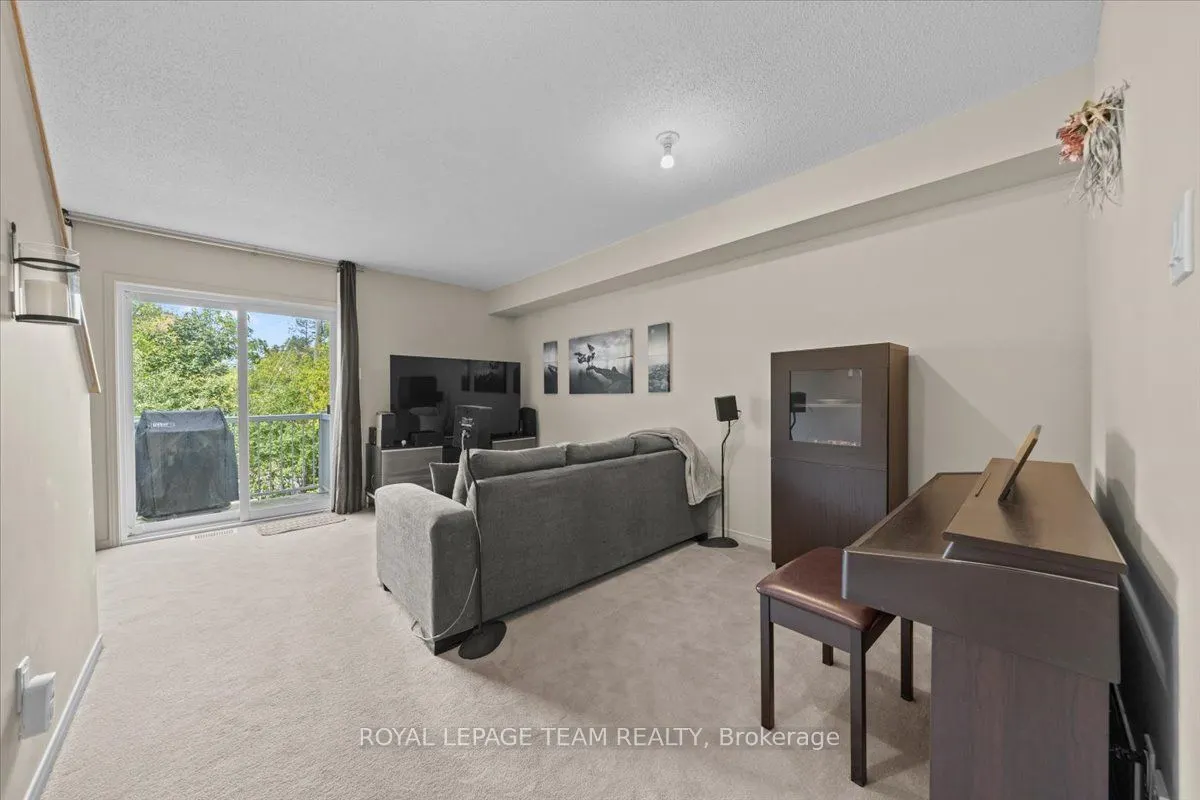 157 Fordham Private