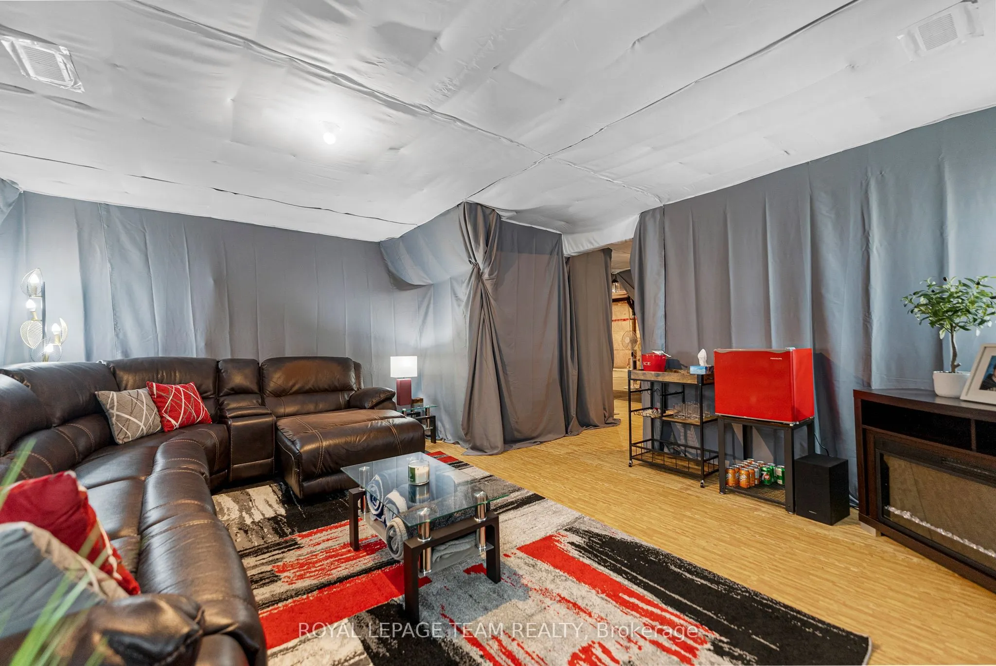 276 Wood Avenue