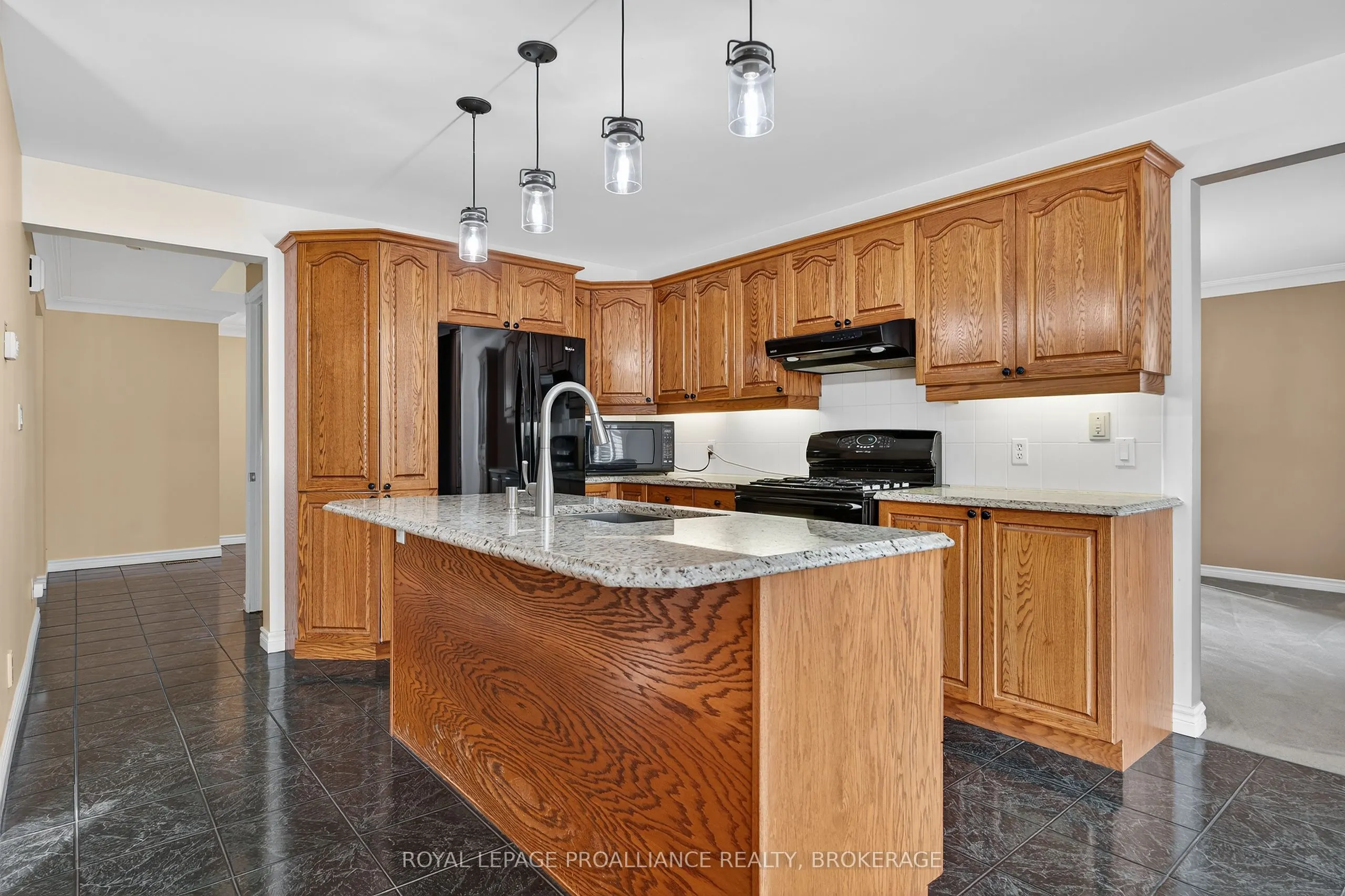 520 Citation Crescent
