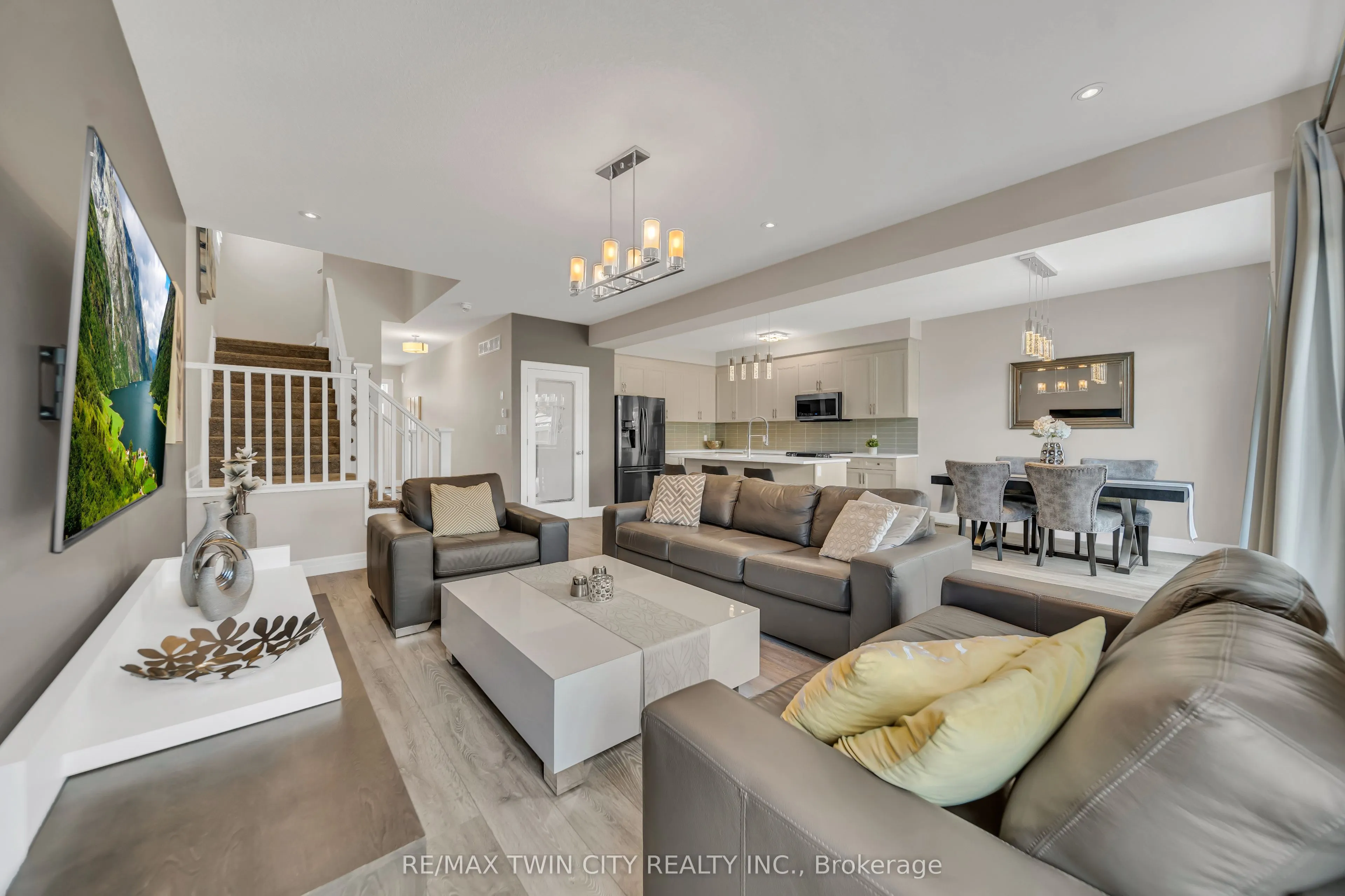 536 Landgren Court