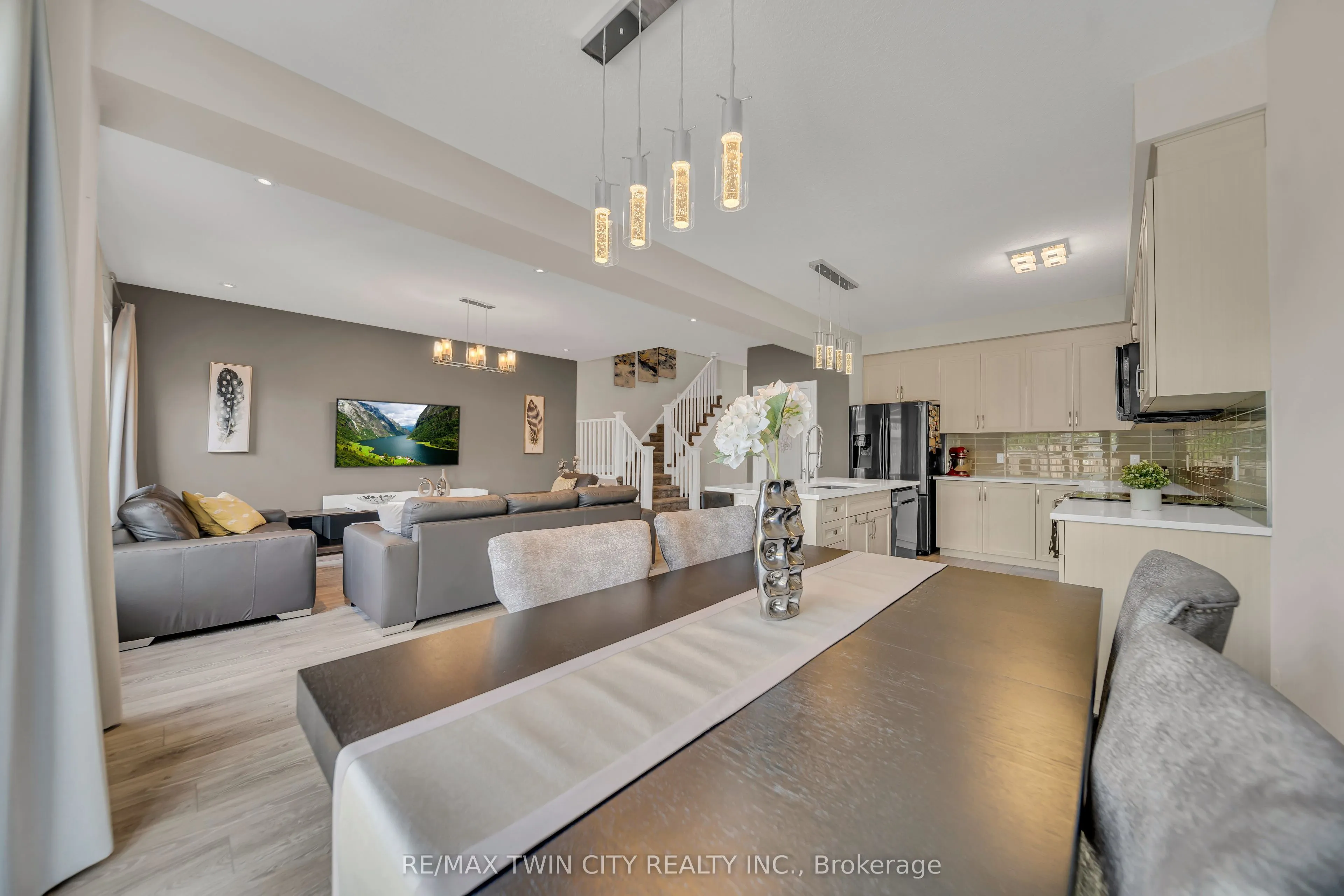 536 Landgren Court
