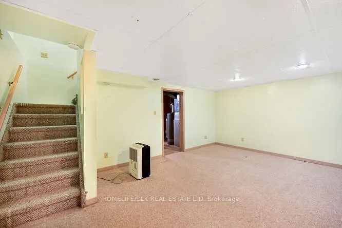747 Laurier Boulevard