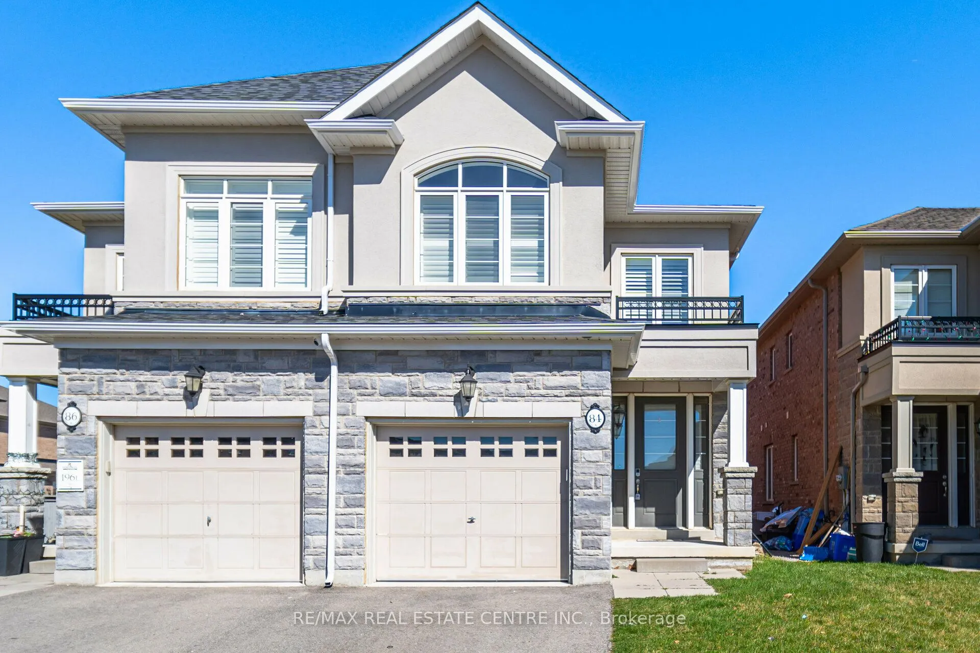 84 Heming Trail