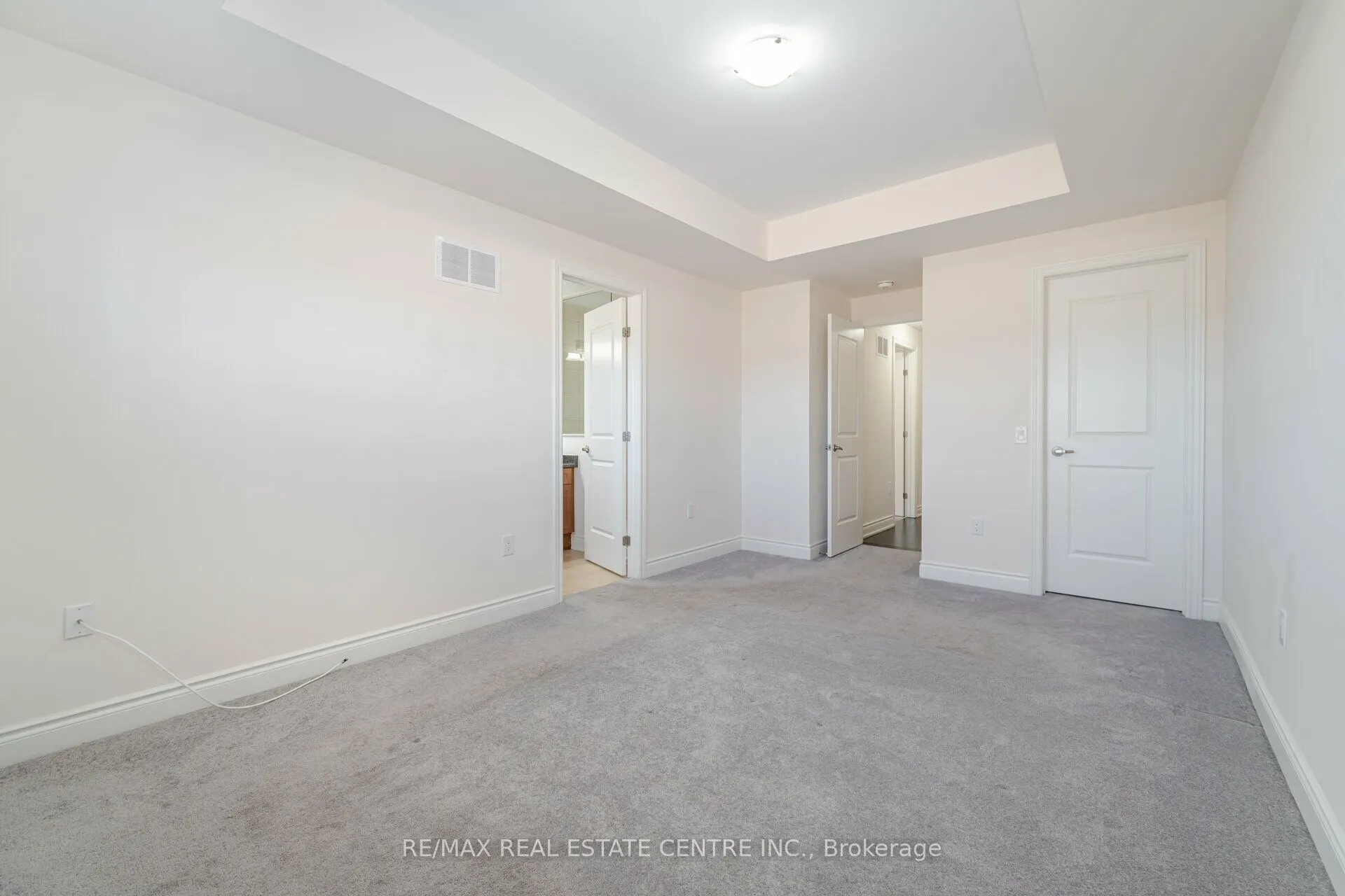84 Heming Trail