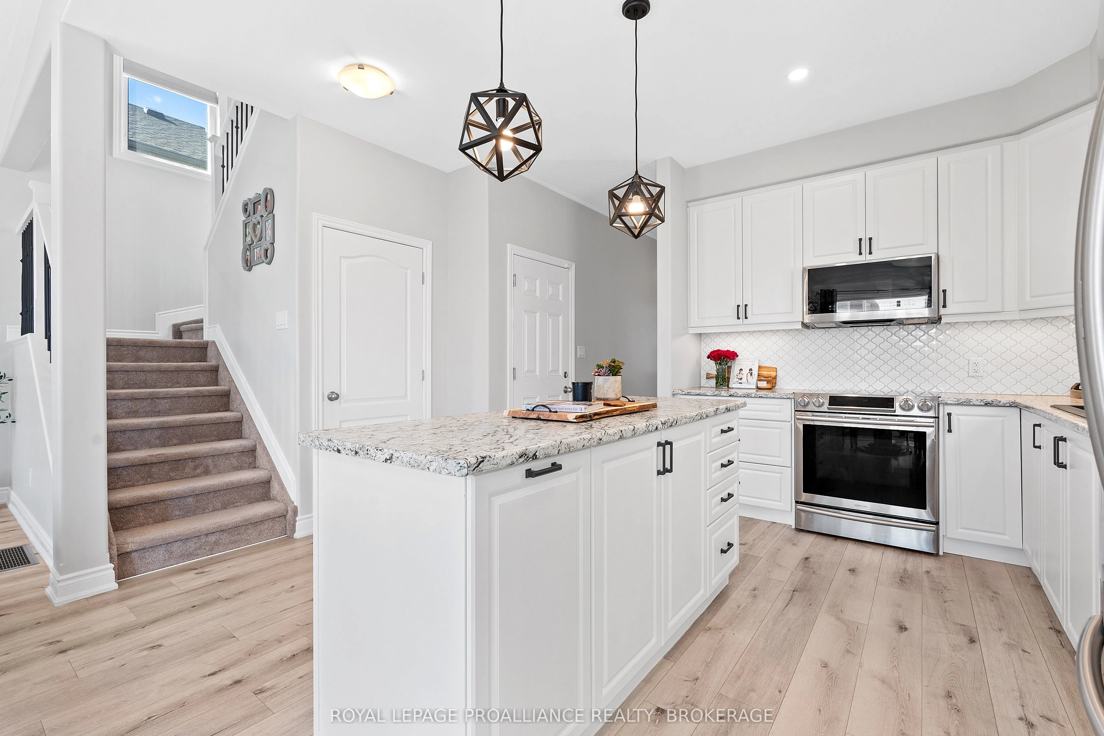 1556 Albany Drive