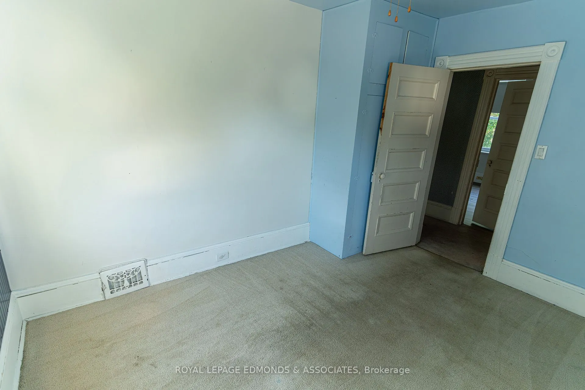 642 Mackay Street