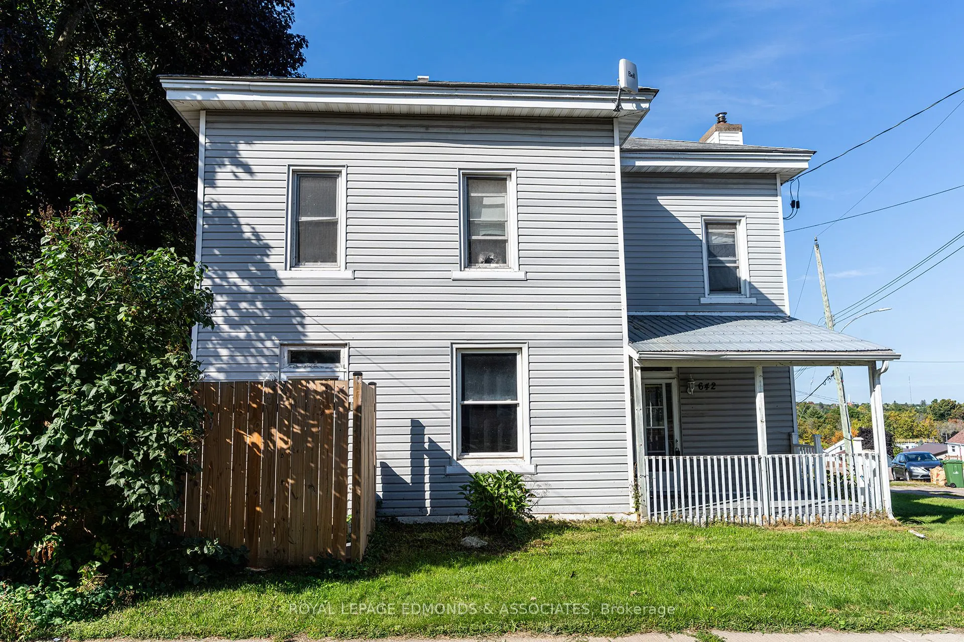 642 Mackay Street