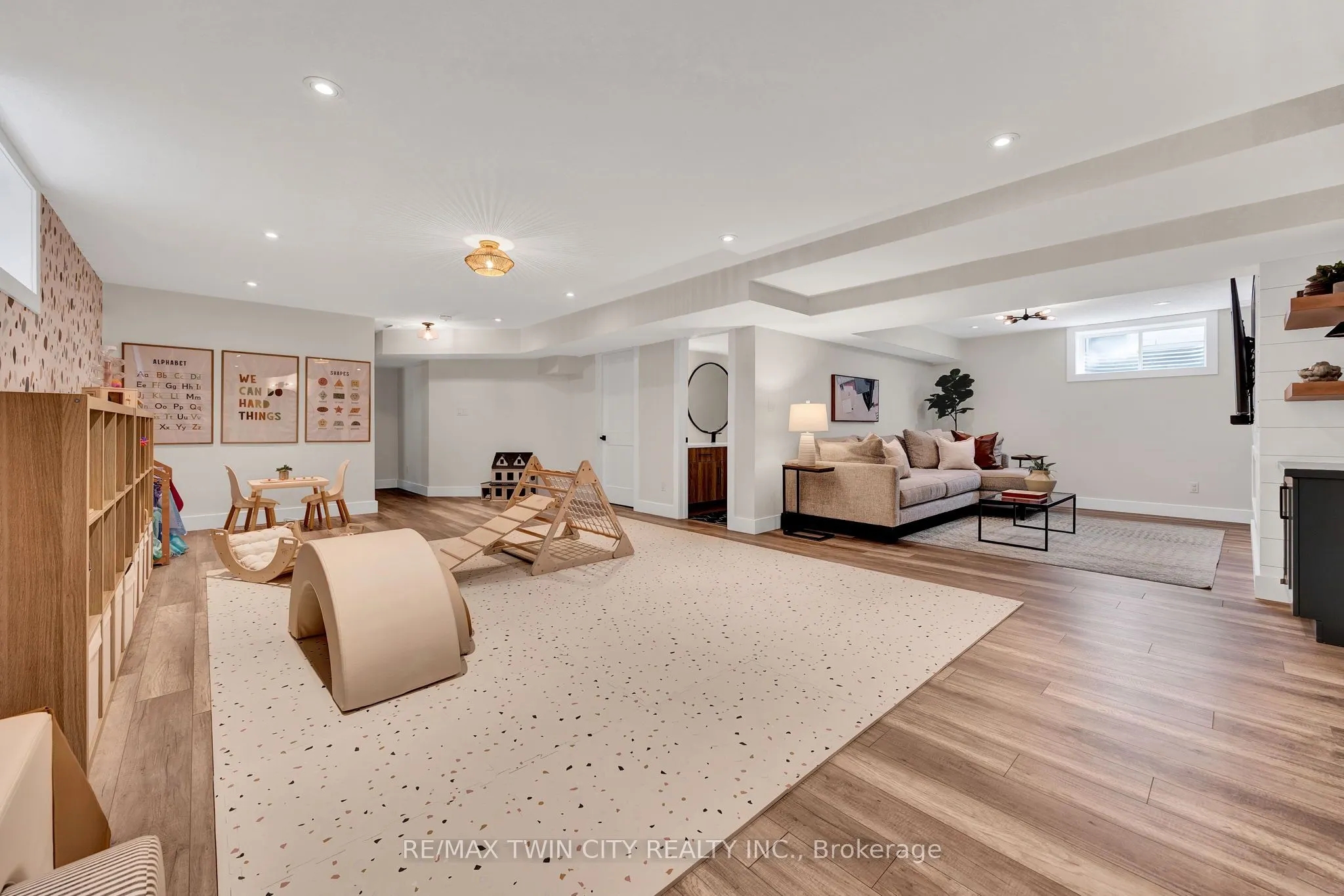 78 Ridgemount Street