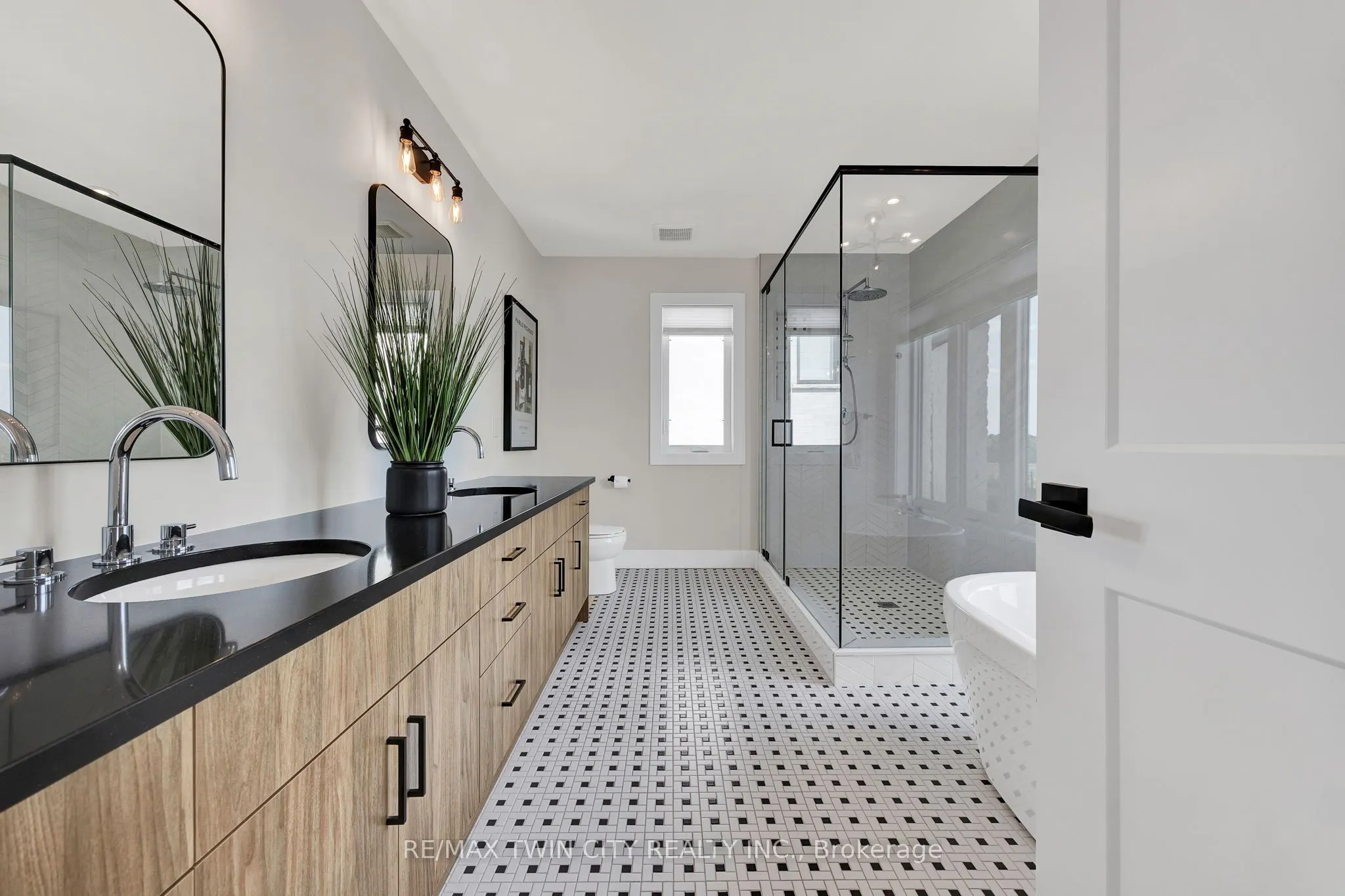 78 Ridgemount Street