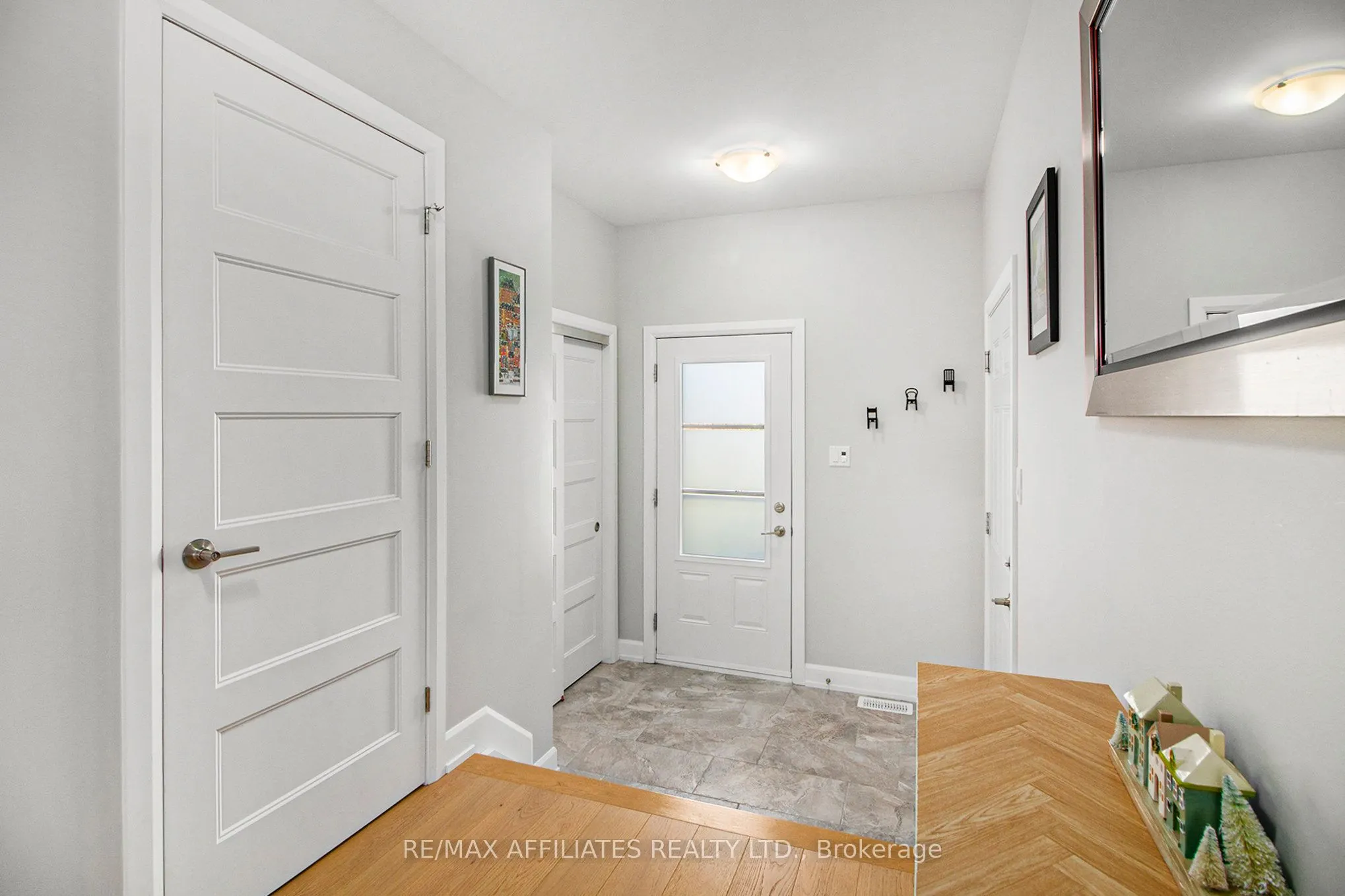97B Mayer Street