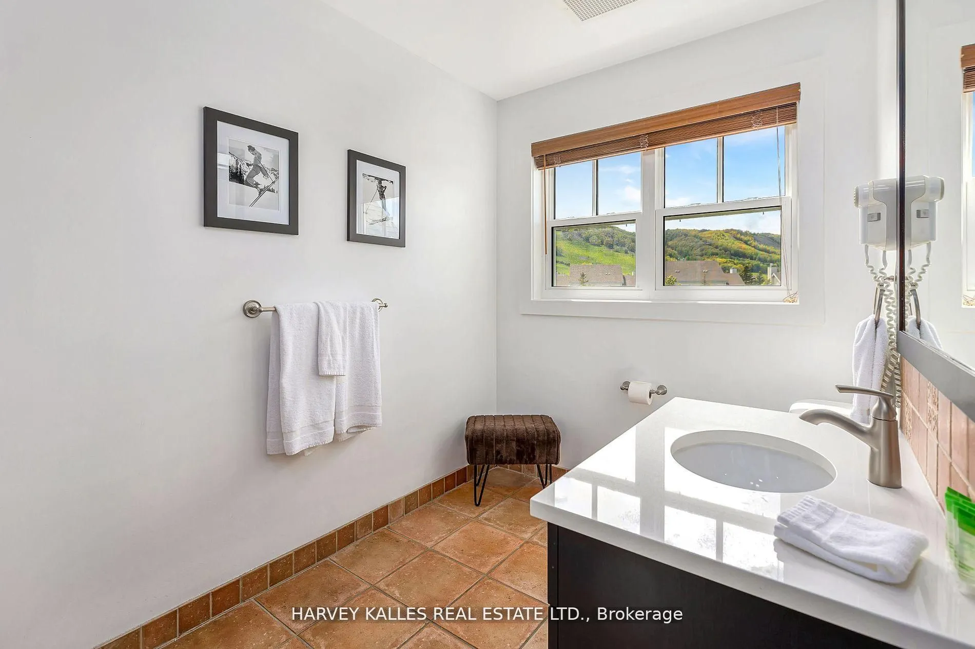 115 Fairway Court, #211
