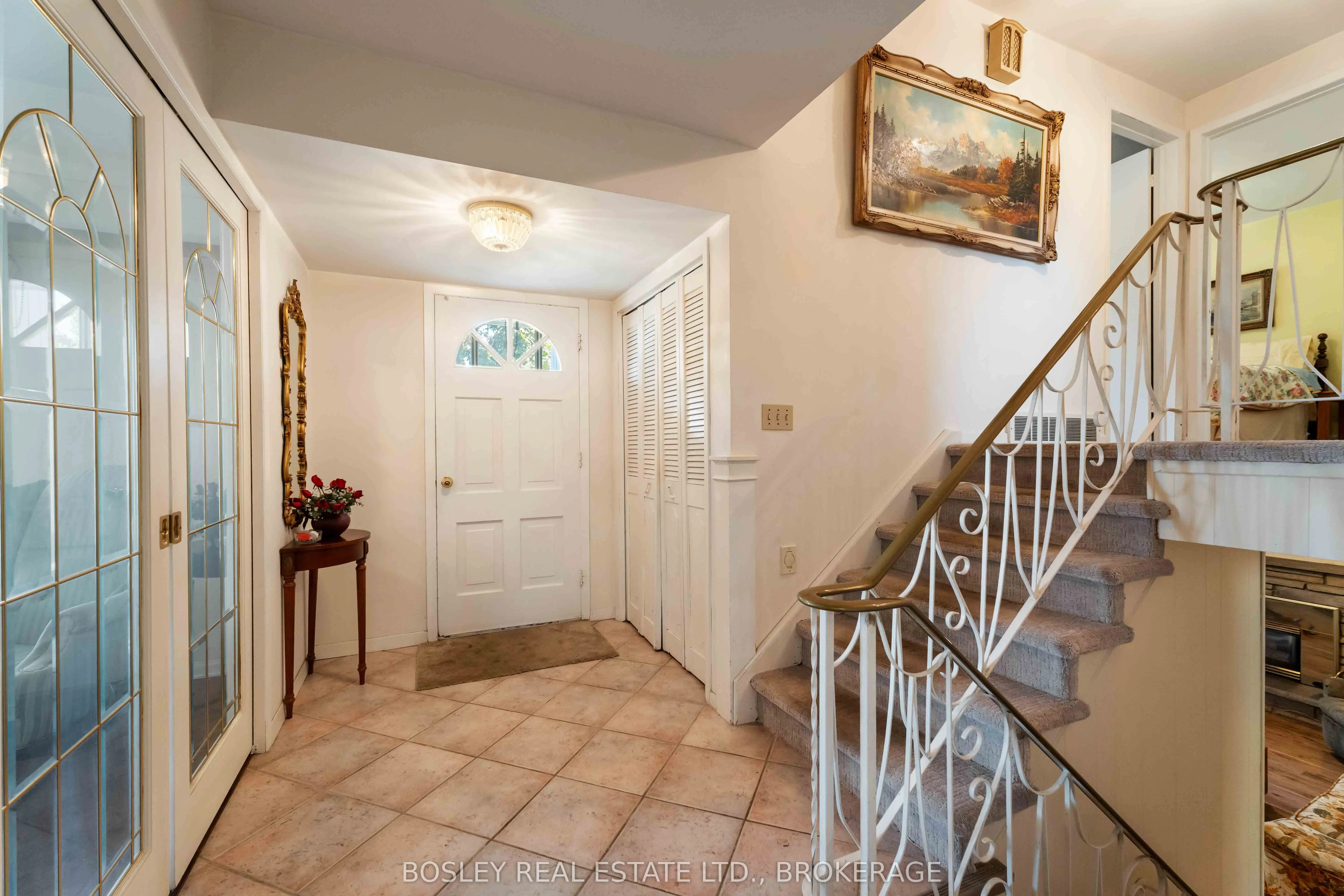 27 Meadowlark Crescent