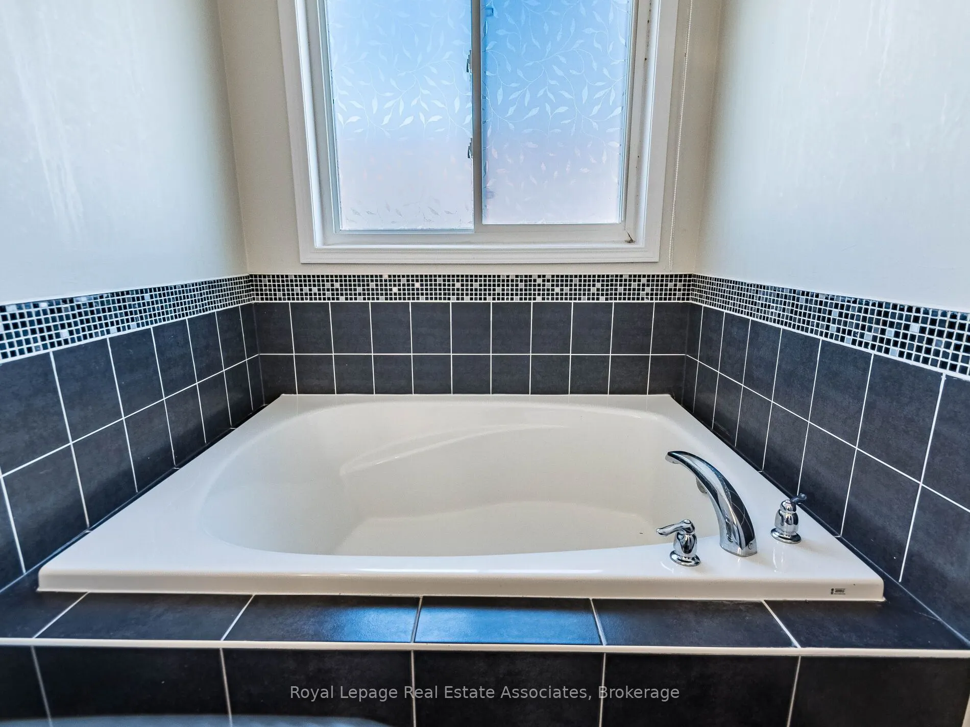 110 Highland Road E, #119