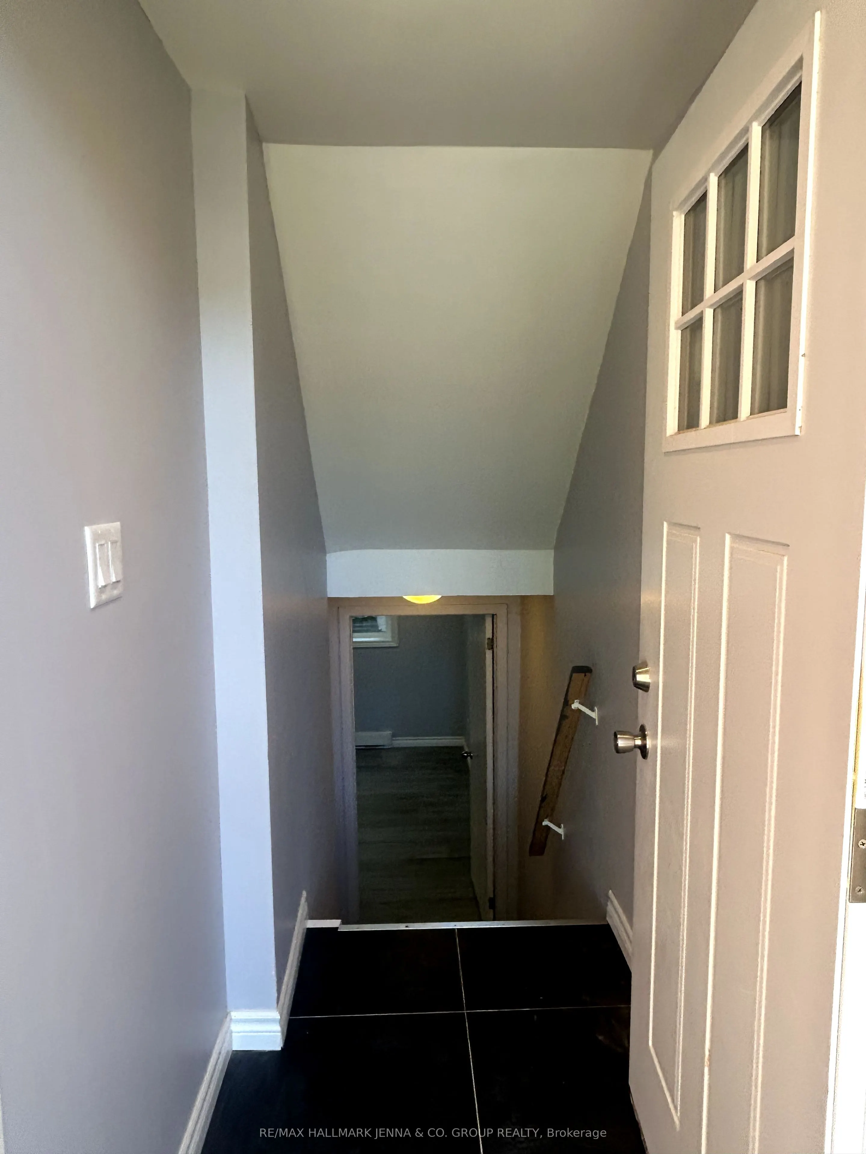 62 Greenboro Crescent, #B