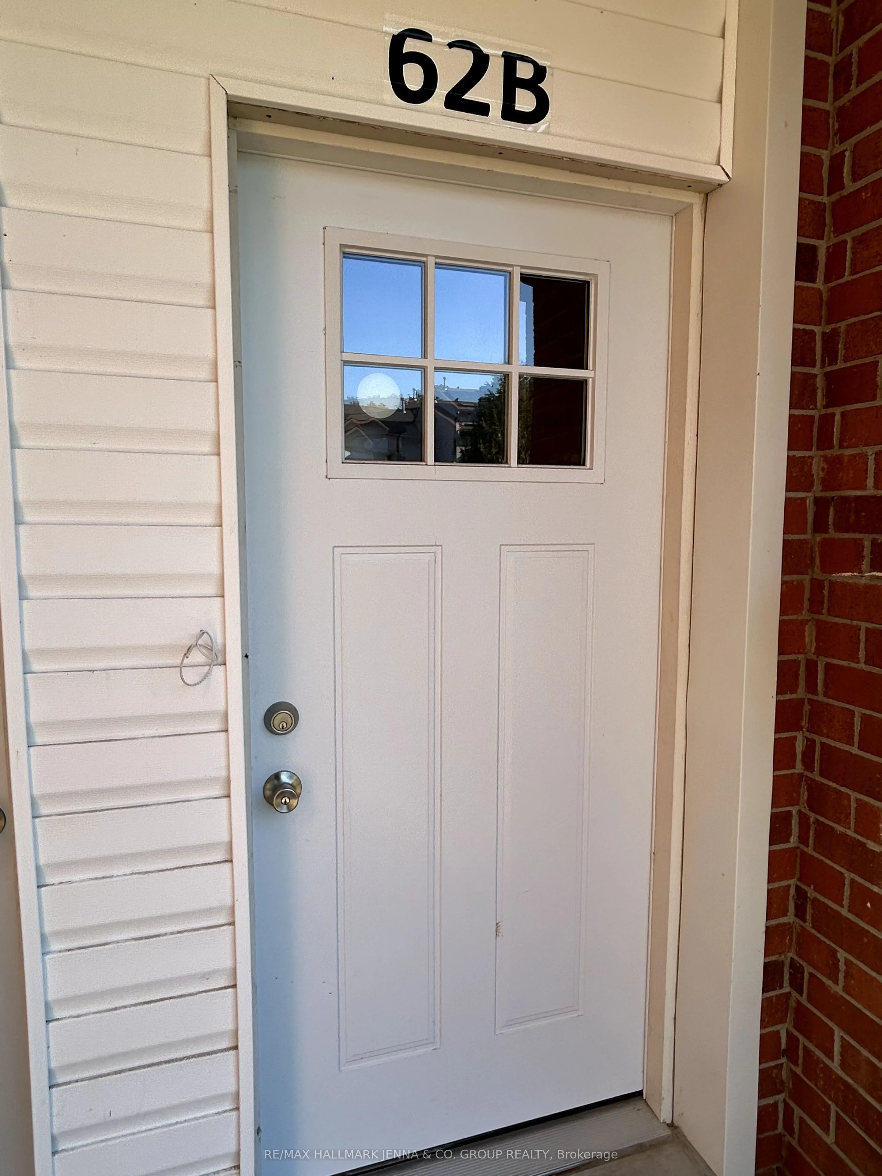 62 Greenboro Crescent, #B
