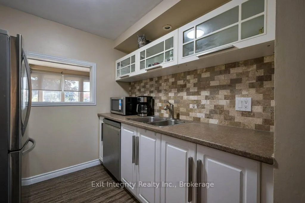 130 Kingswood Drive, #33