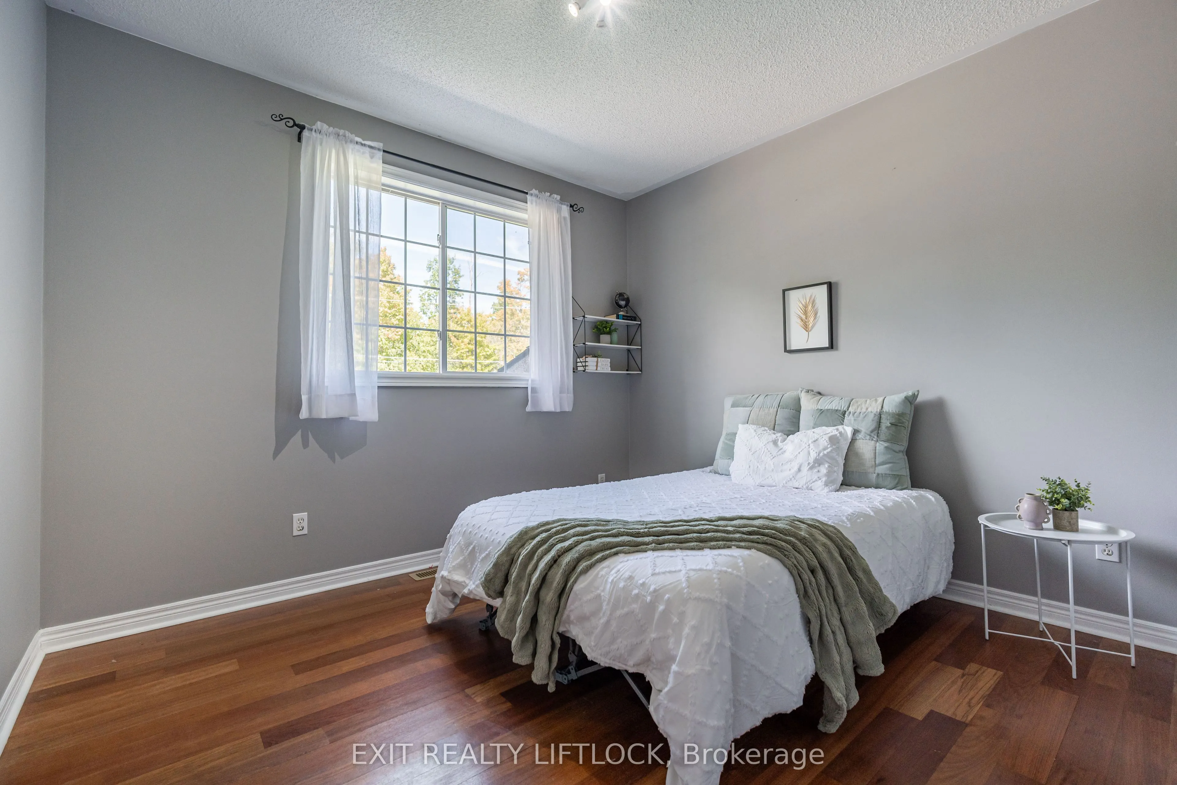 290 McClennan Drive