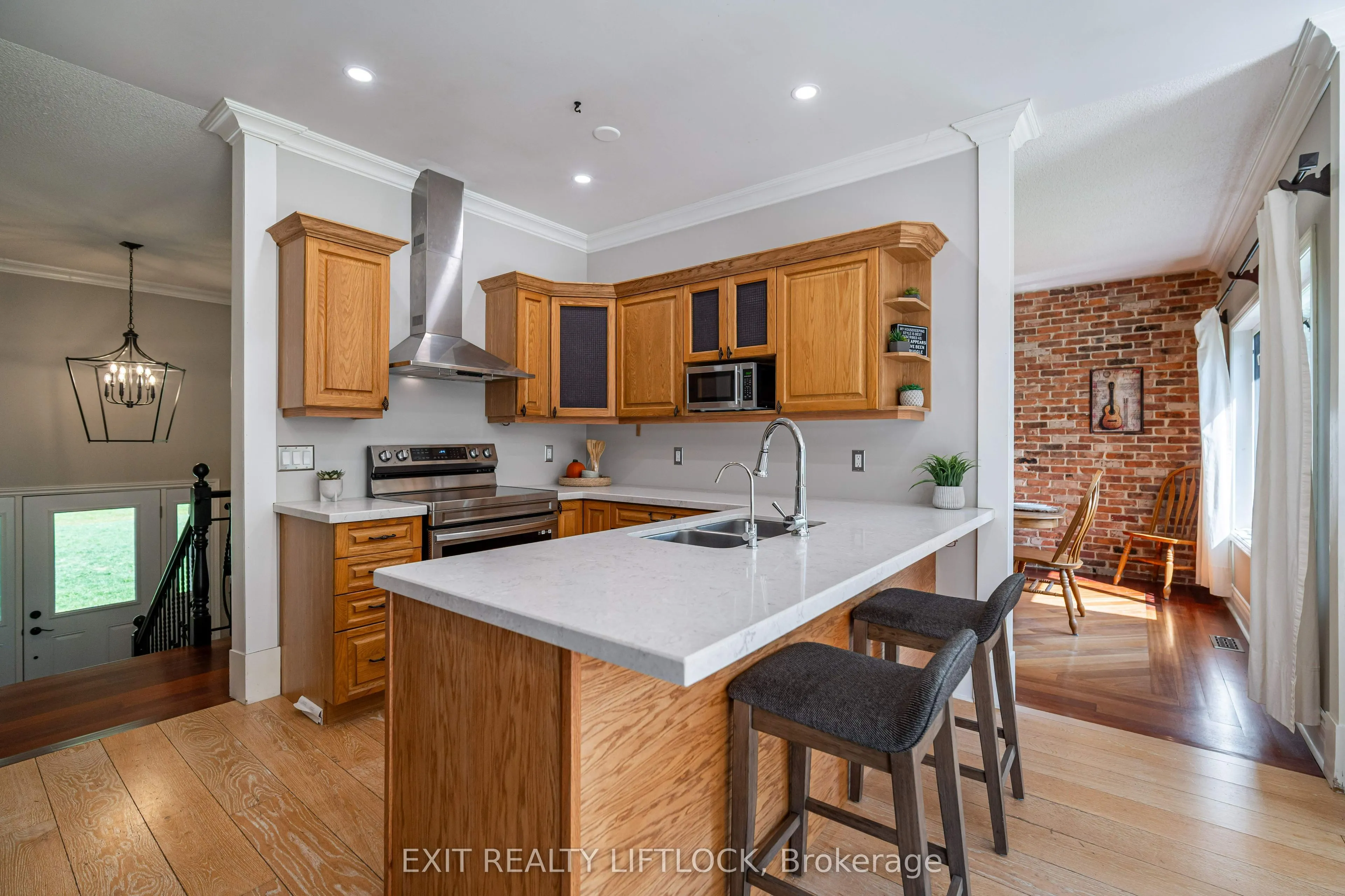 290 McClennan Drive
