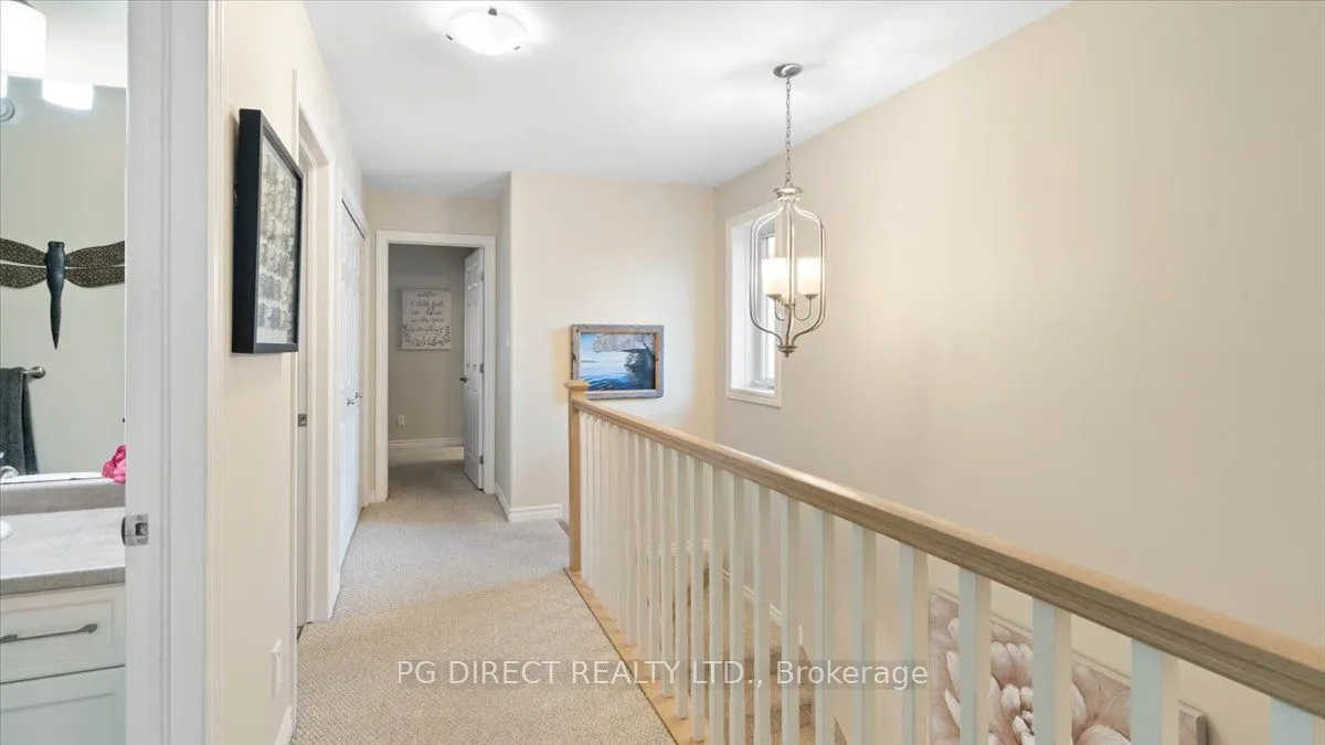 8 Ledgerock Court