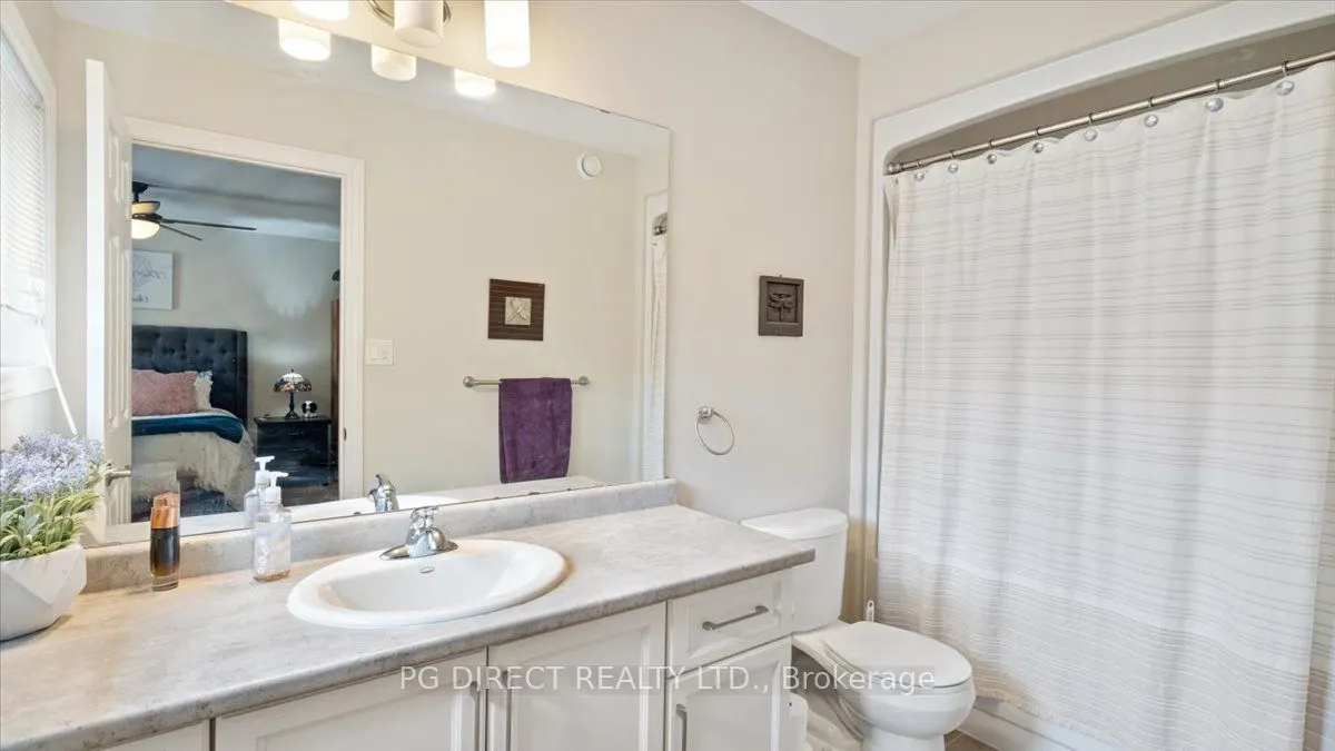 8 Ledgerock Court