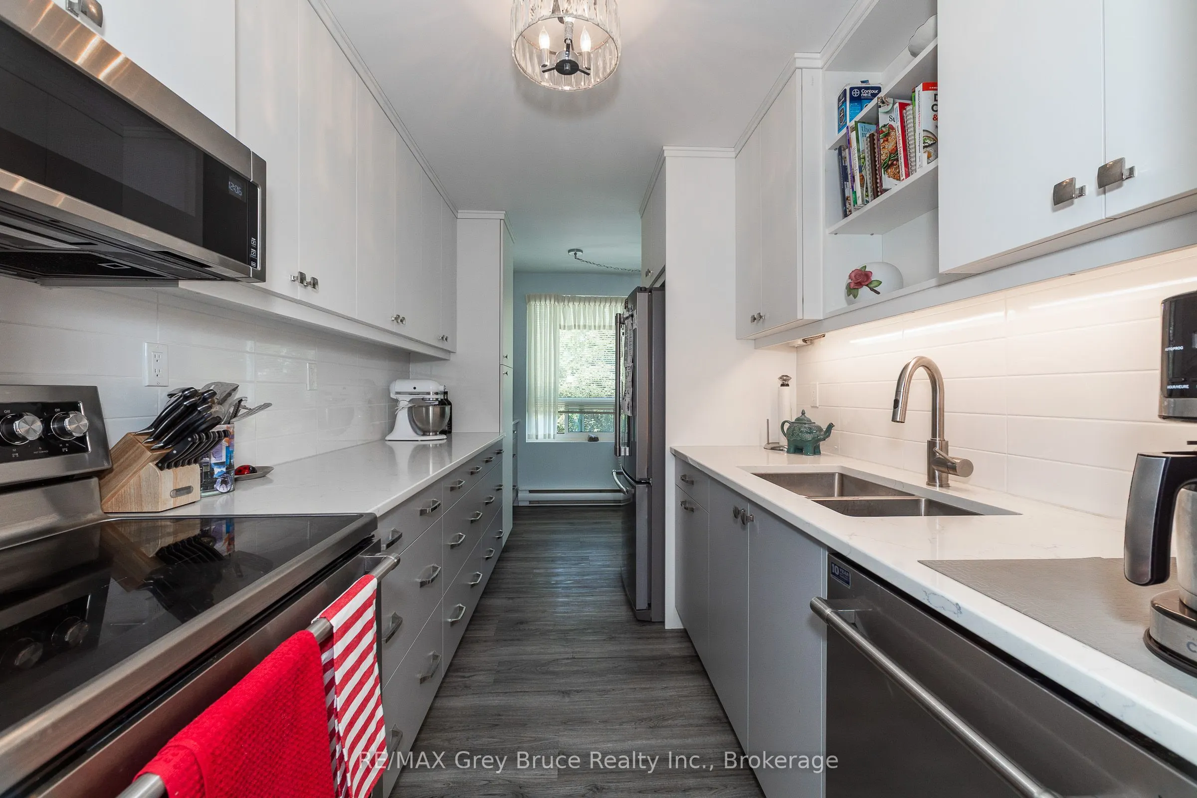850 6TH Street E #309
