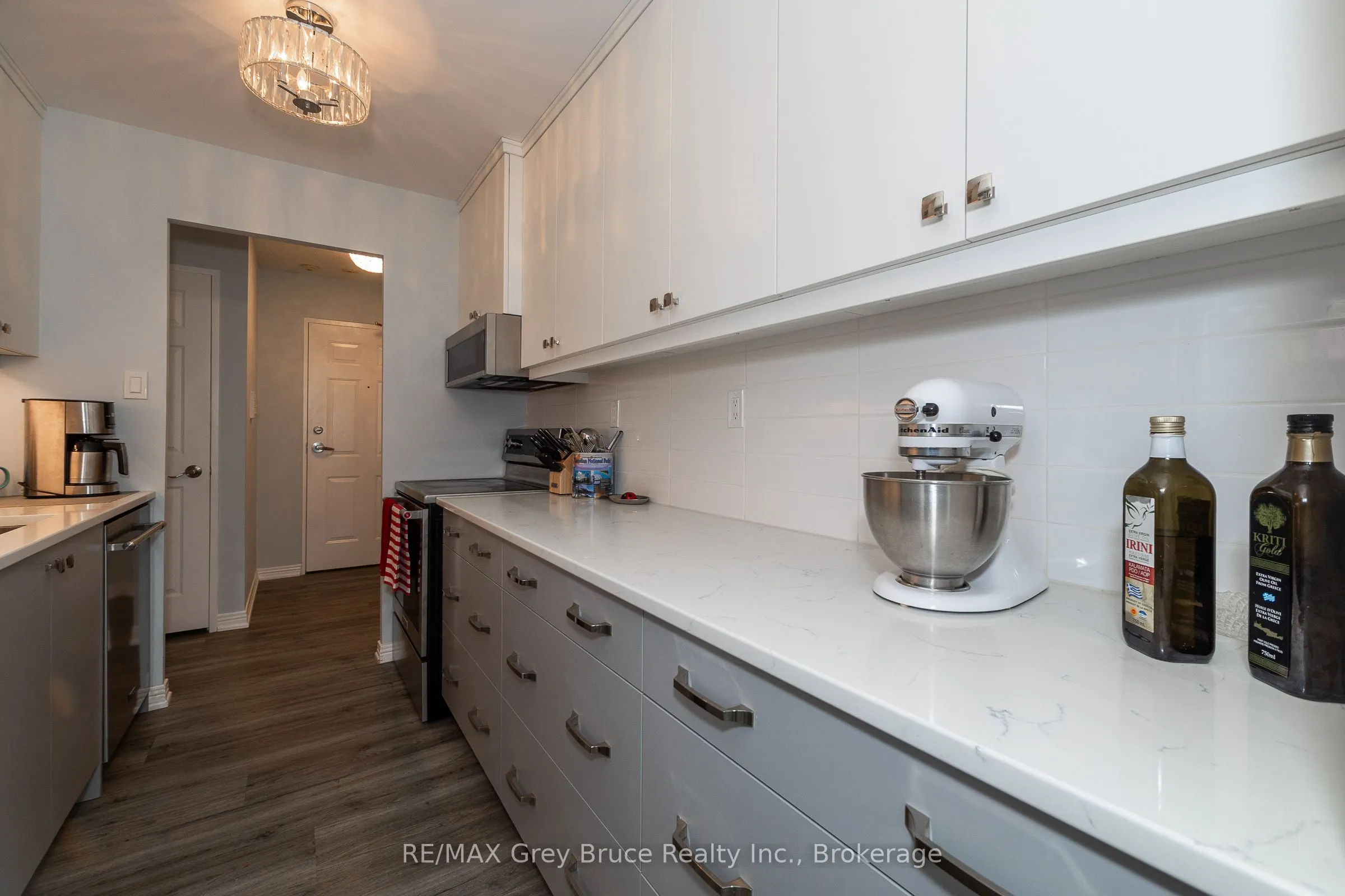 850 6TH Street E #309