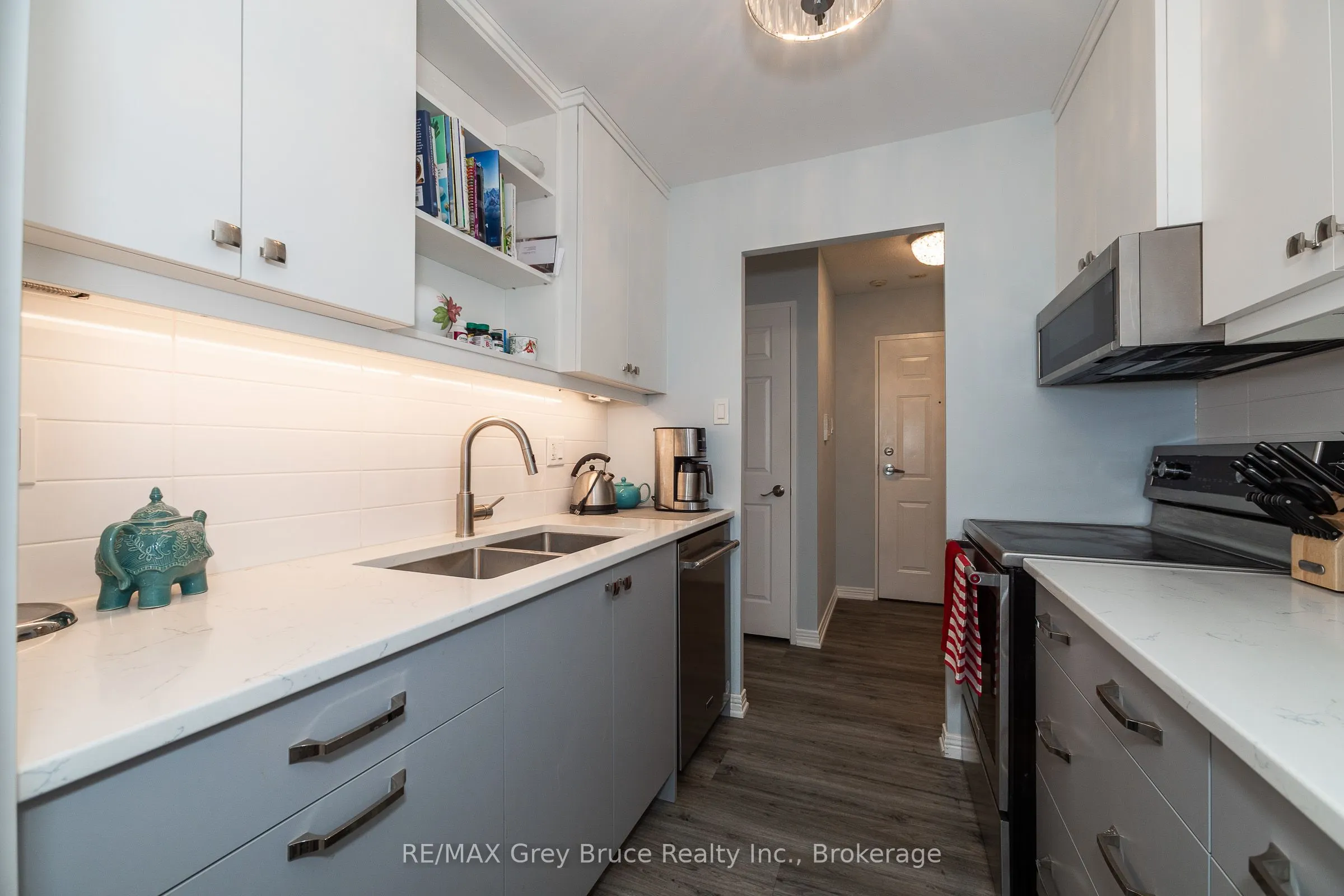 850 6TH Street E, #309
