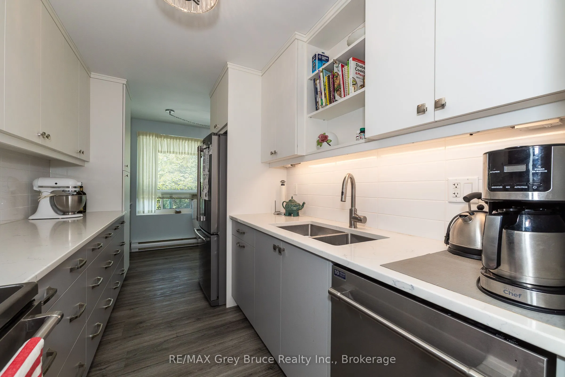 850 6TH Street E, #309