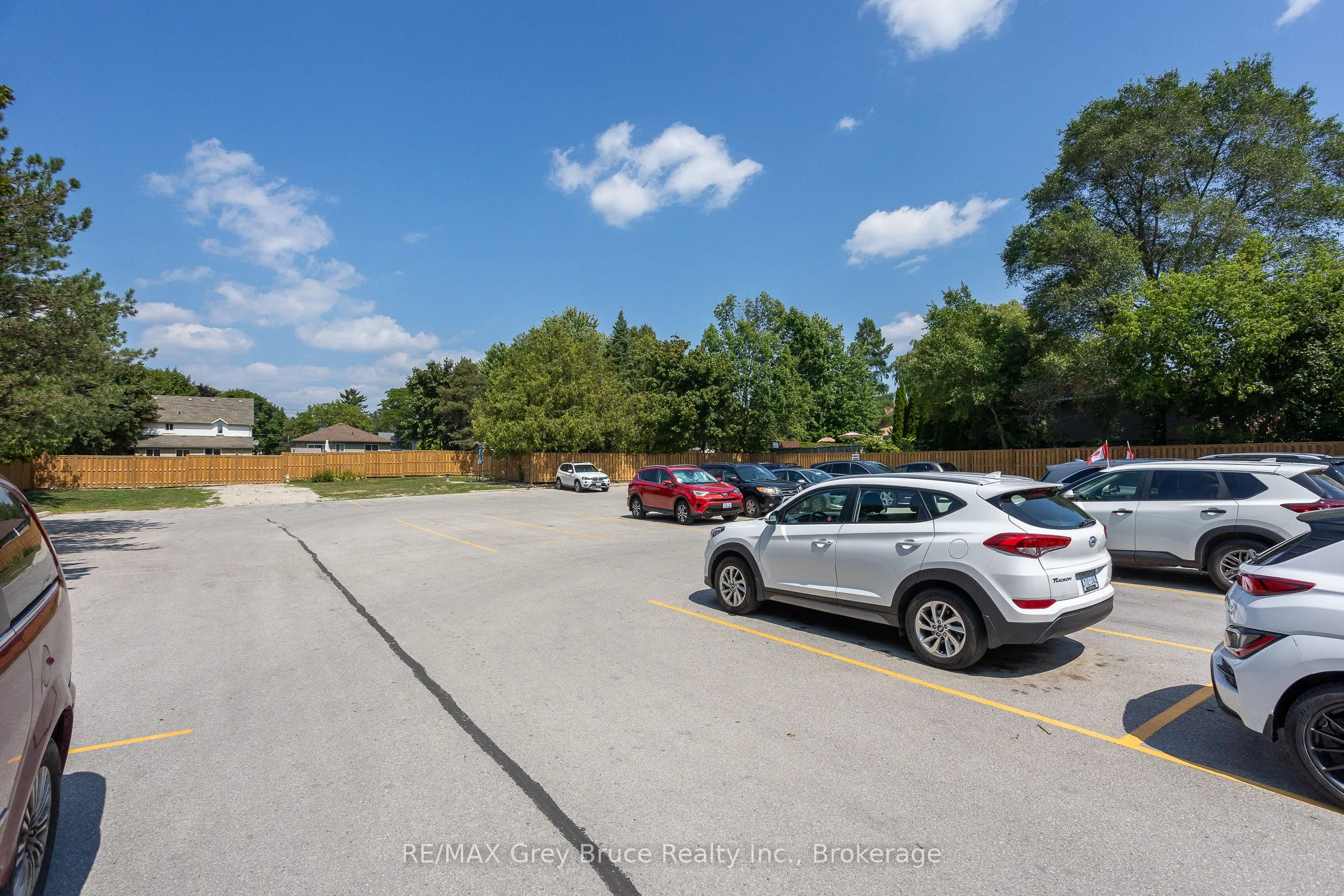 850 6TH Street E #309