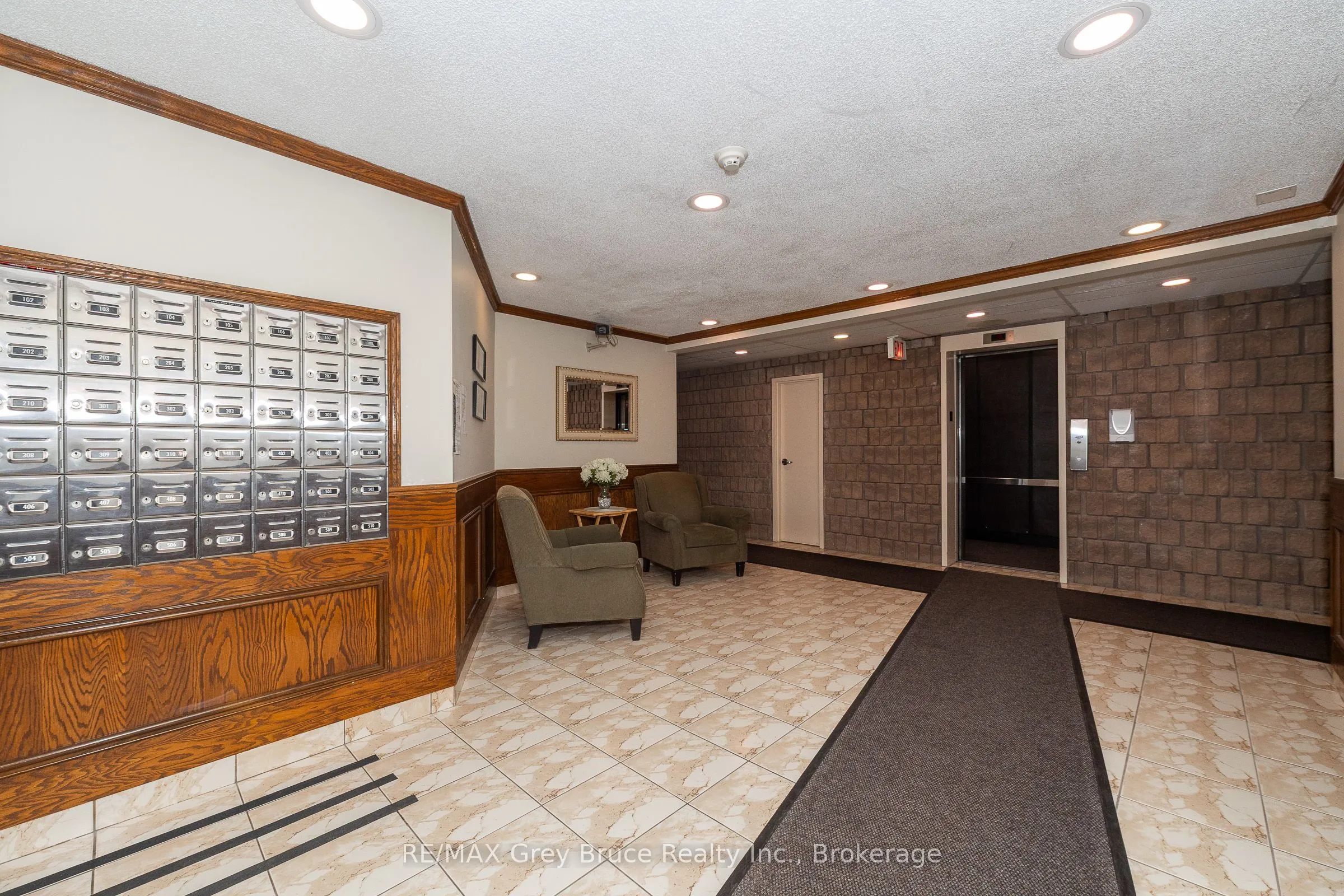 850 6TH Street E #309