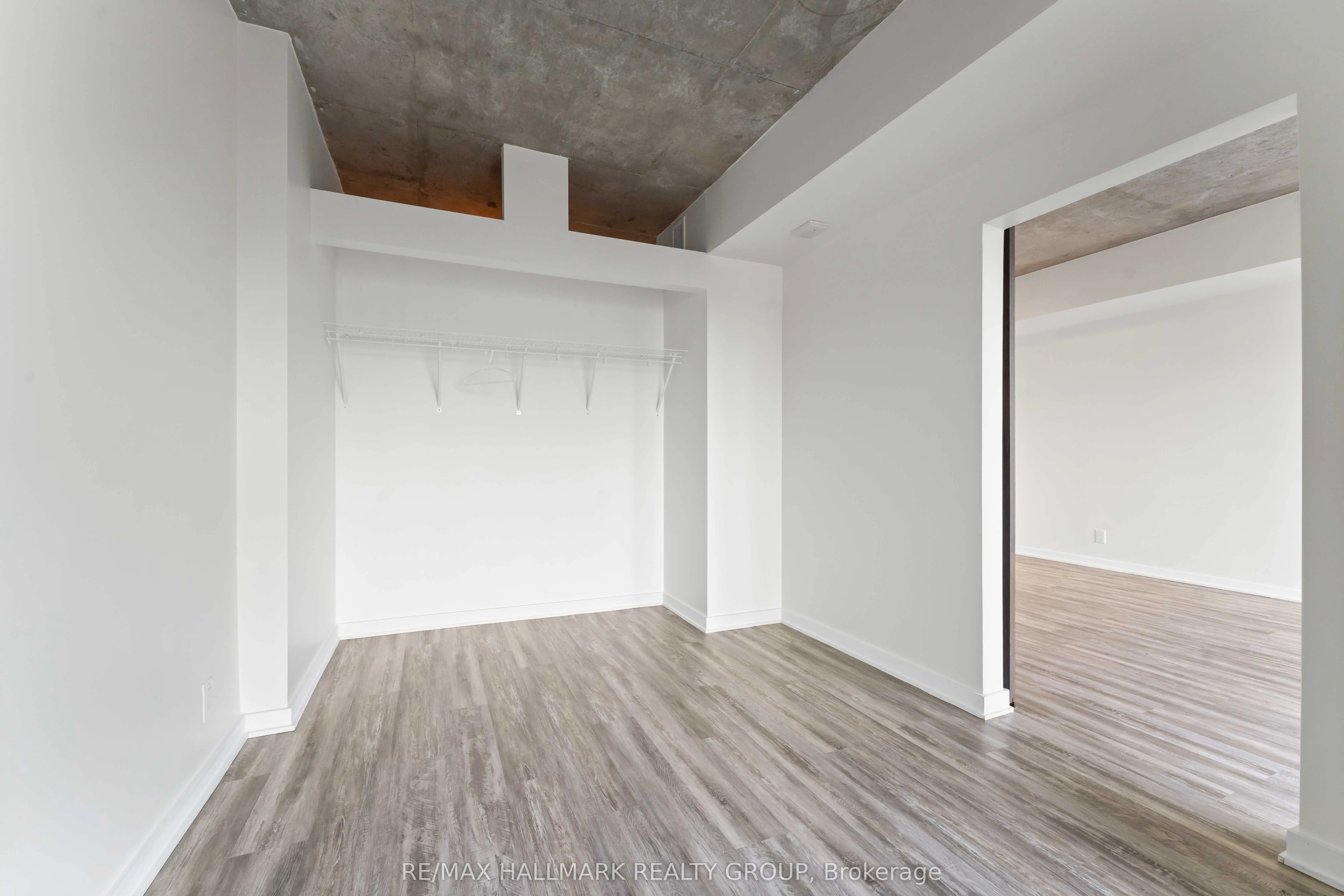 324 LAURIER Avenue, #1806