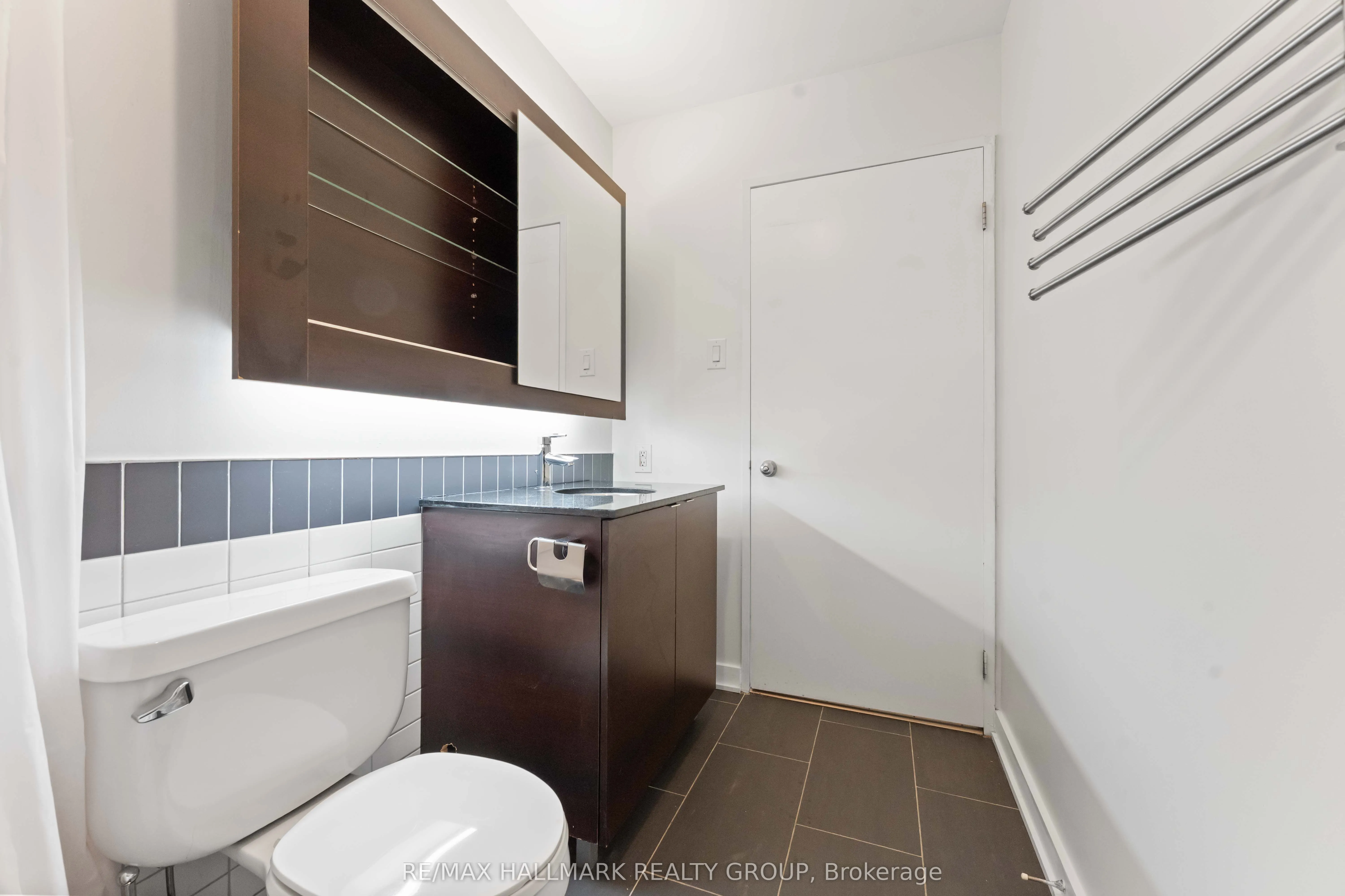 324 LAURIER Avenue, #1806