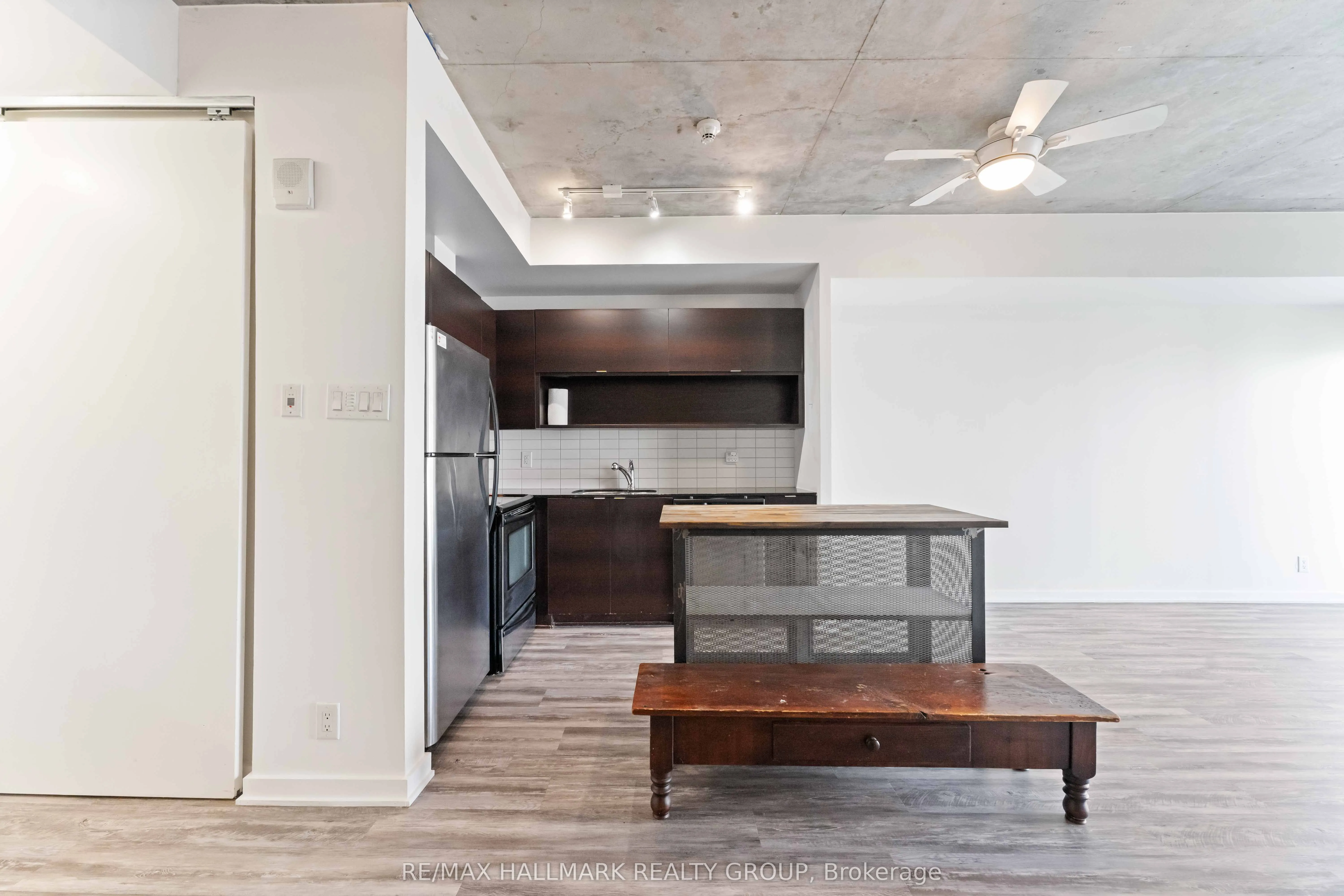324 LAURIER Avenue, #1806