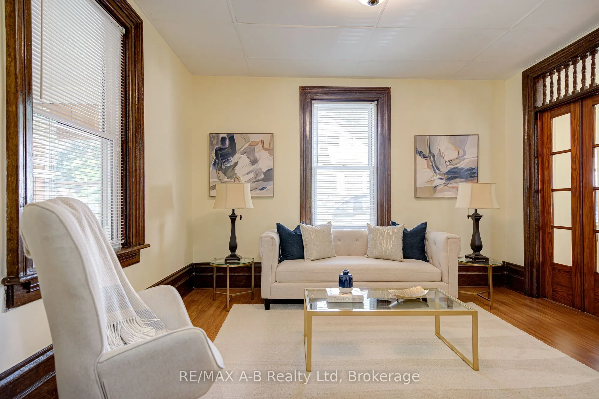 137 Dufferin Street