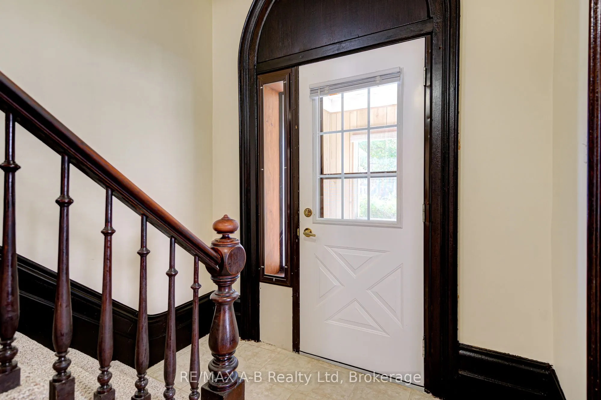 137 Dufferin Street