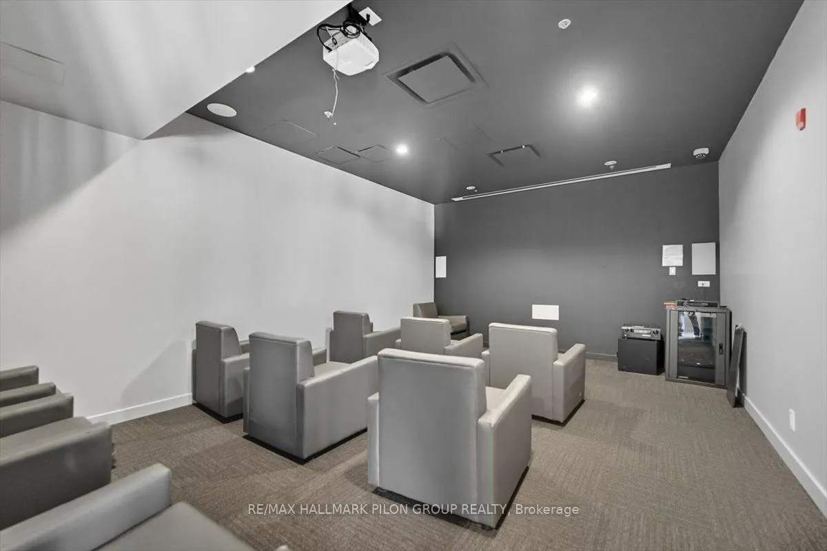 340 Mcleod Street, #450