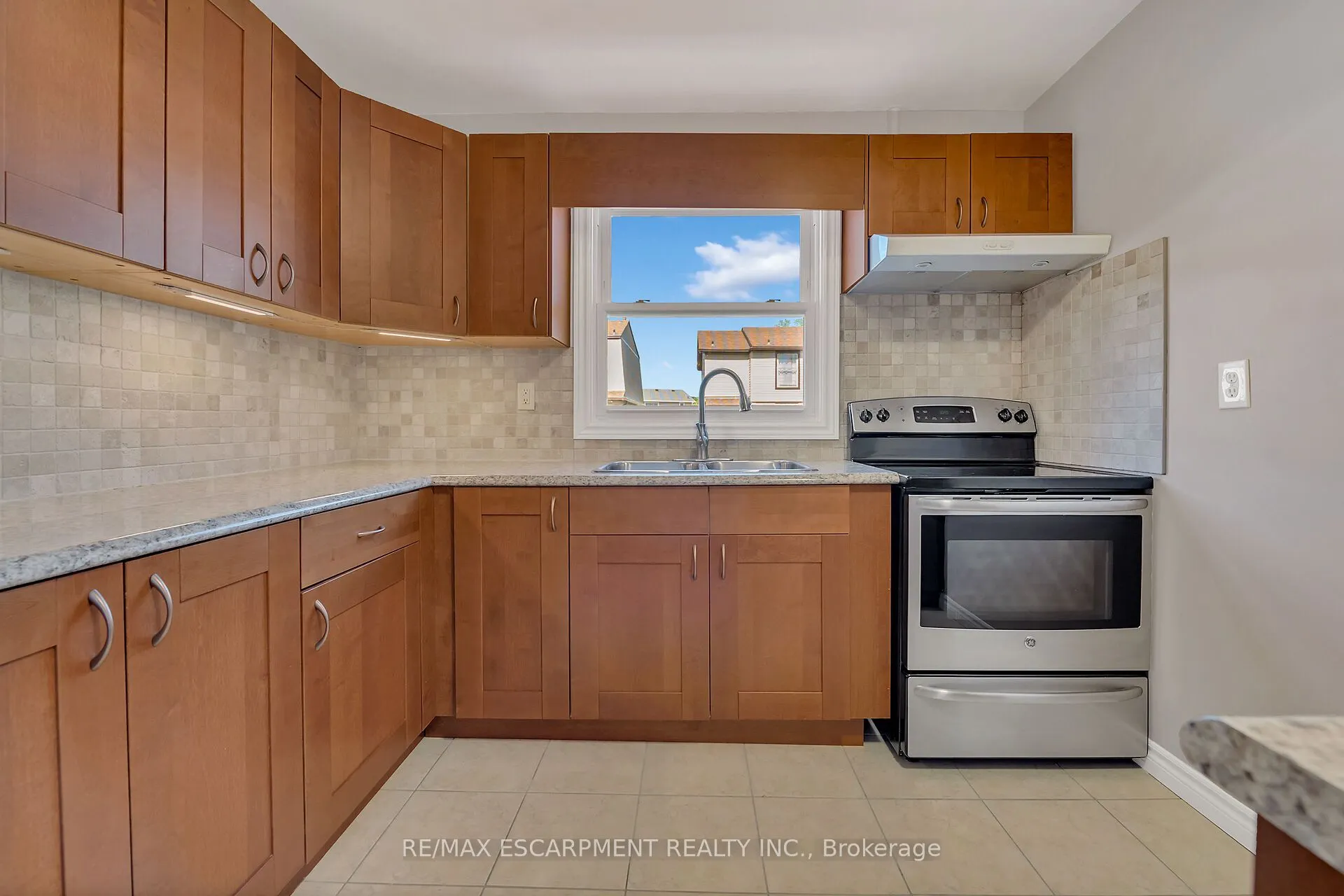 10 ANGUS Road, #124