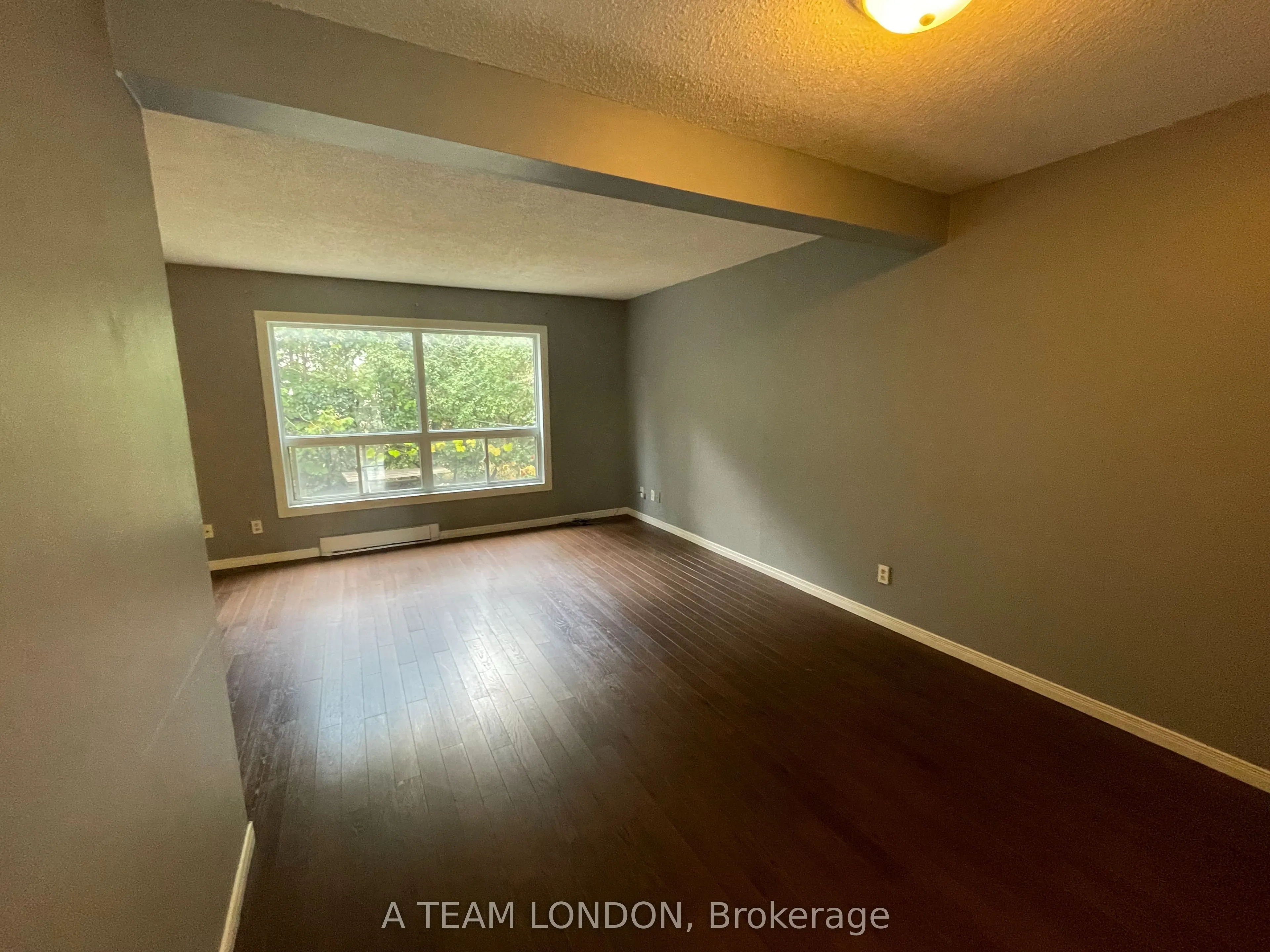 355 Sandringham Crescent, #39