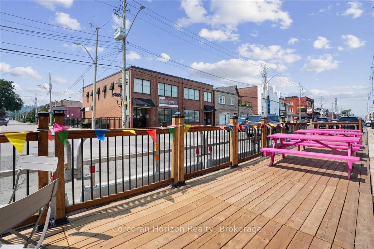 659 BARTON Street E, #Main