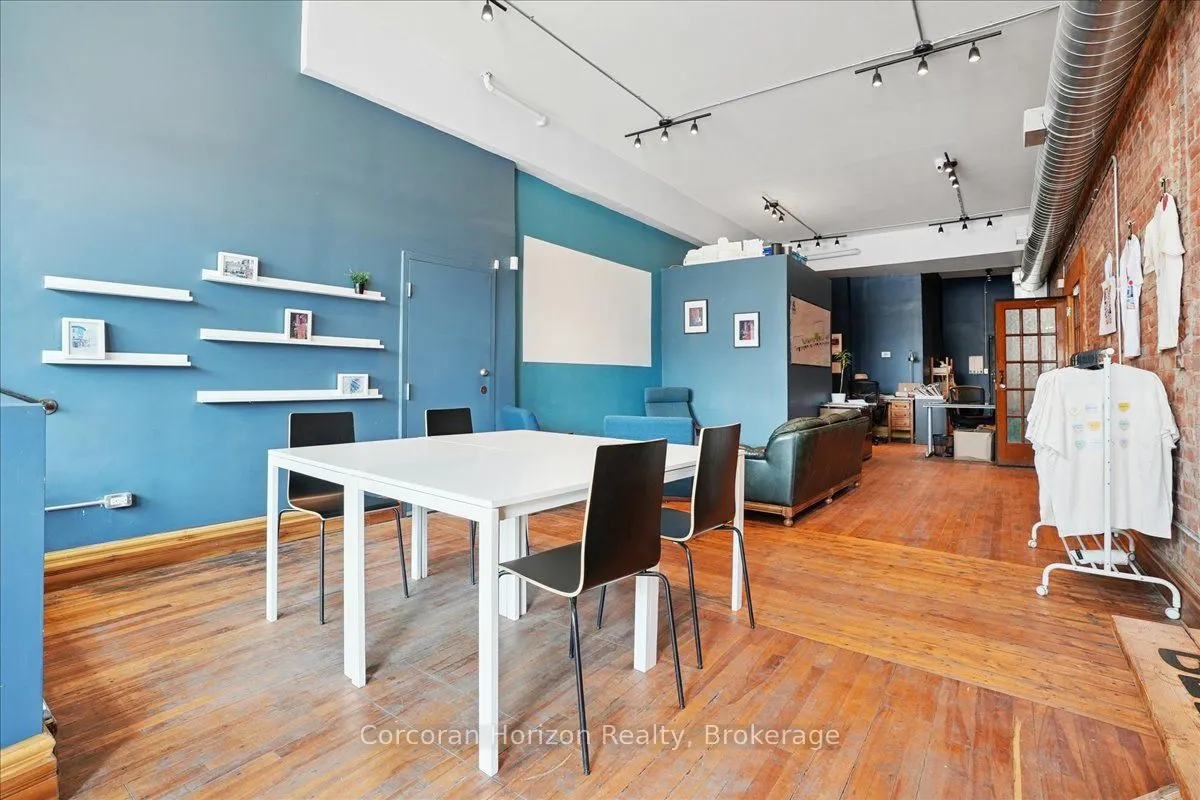 659 BARTON Street E, #Main