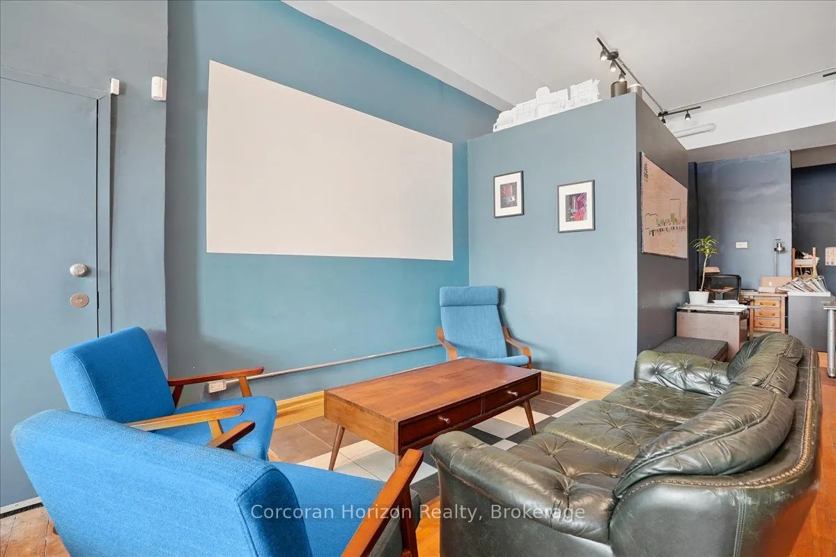659 BARTON Street E, #Main
