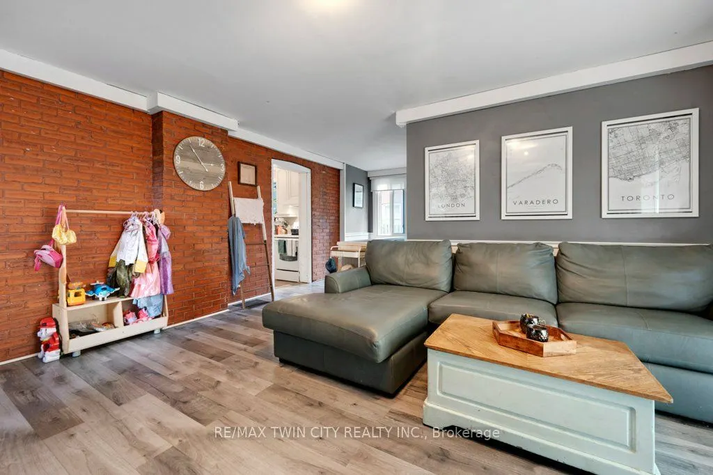 540 Vine Street