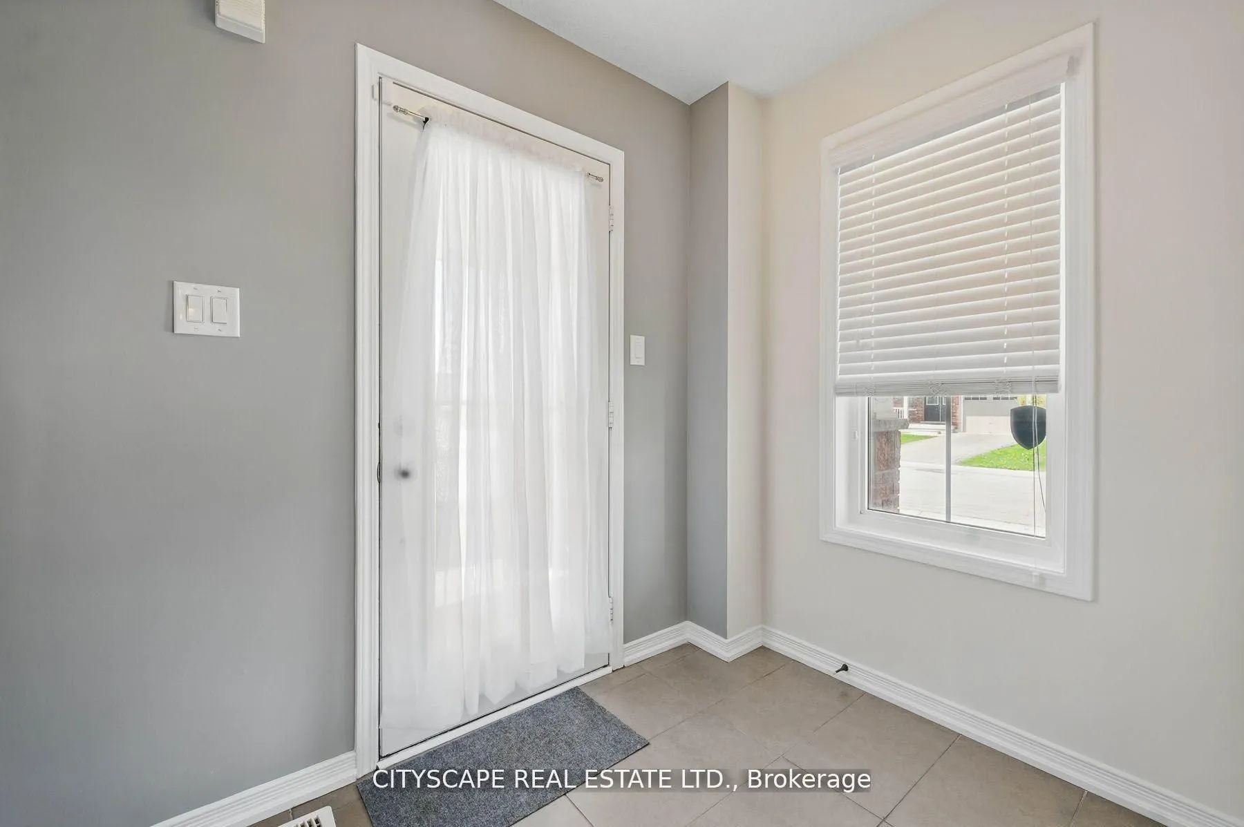 8485 Primrose Lane