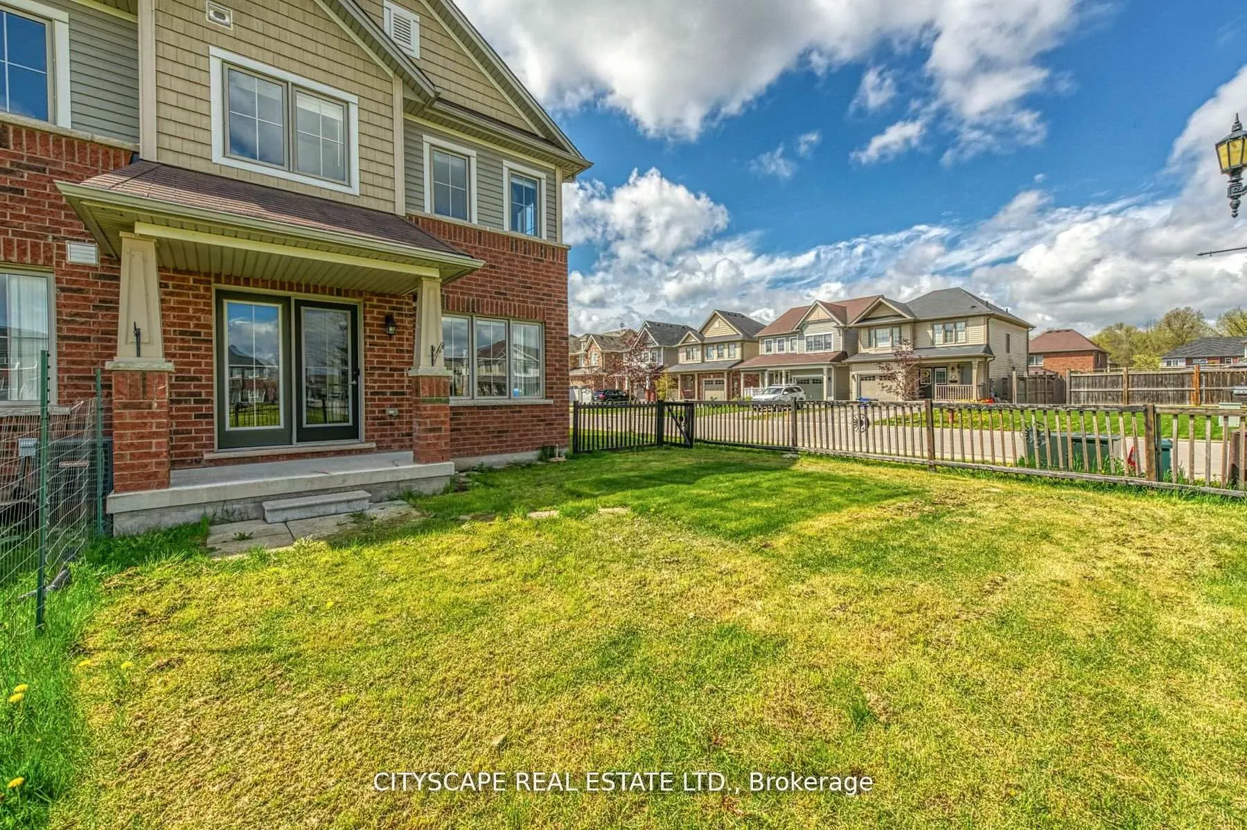 8485 Primrose Lane