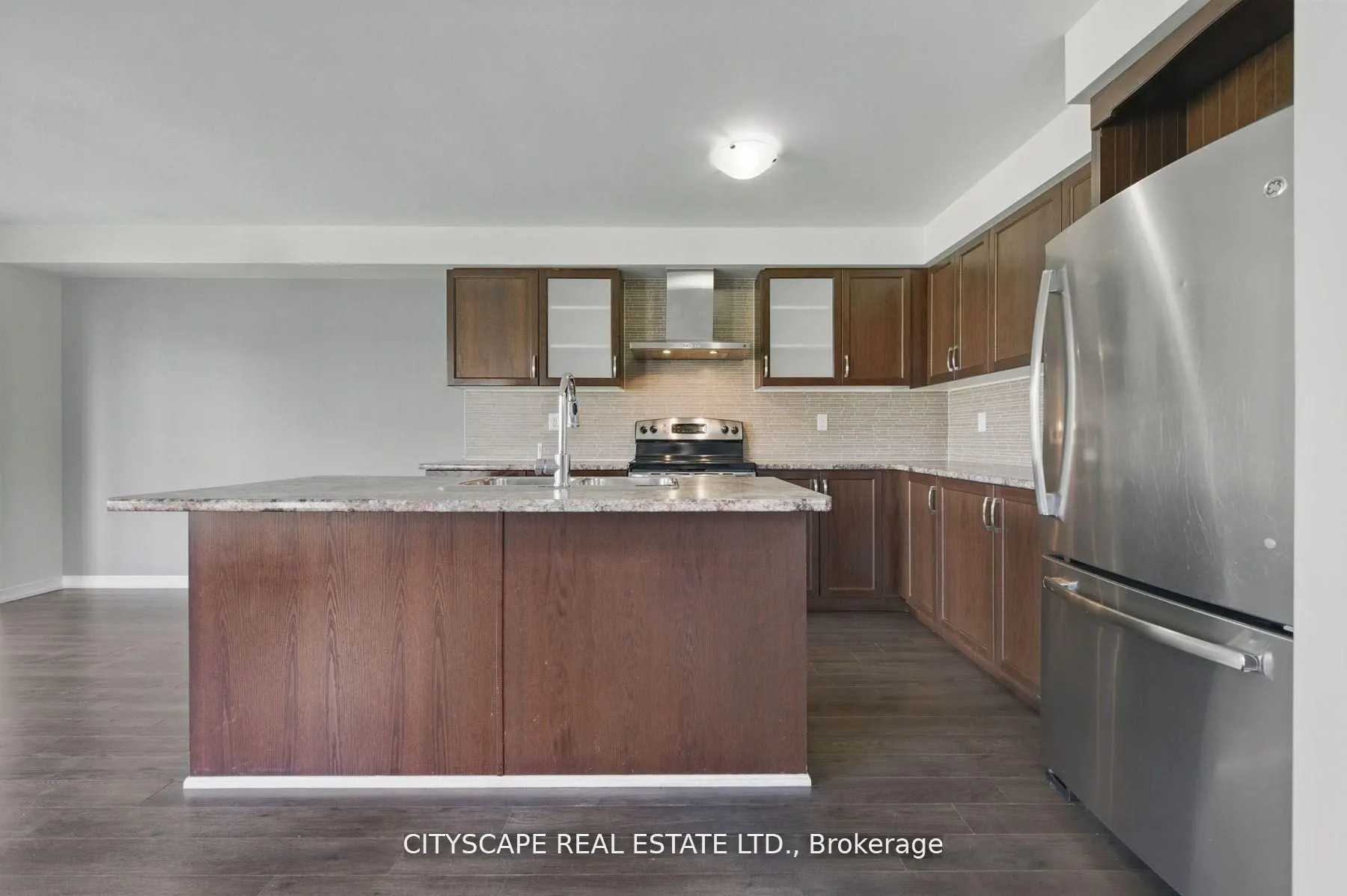 8485 Primrose Lane